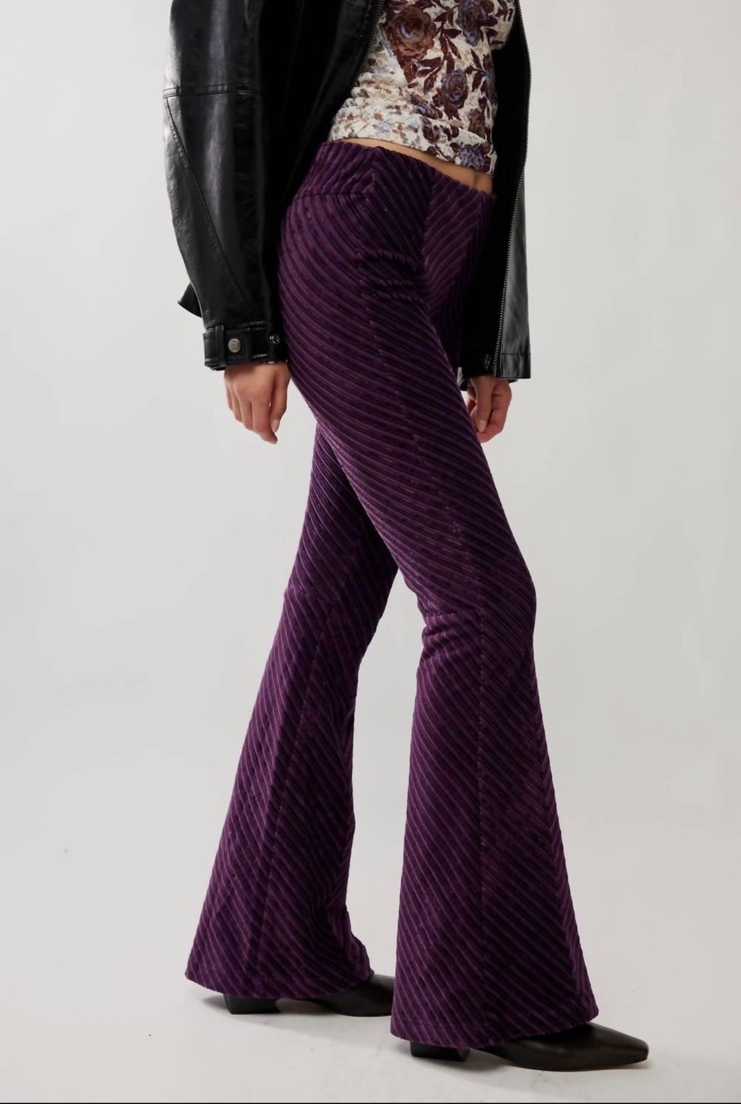 Free People Penny Pull On Velvet Flare Pant Vintage Grape Size M