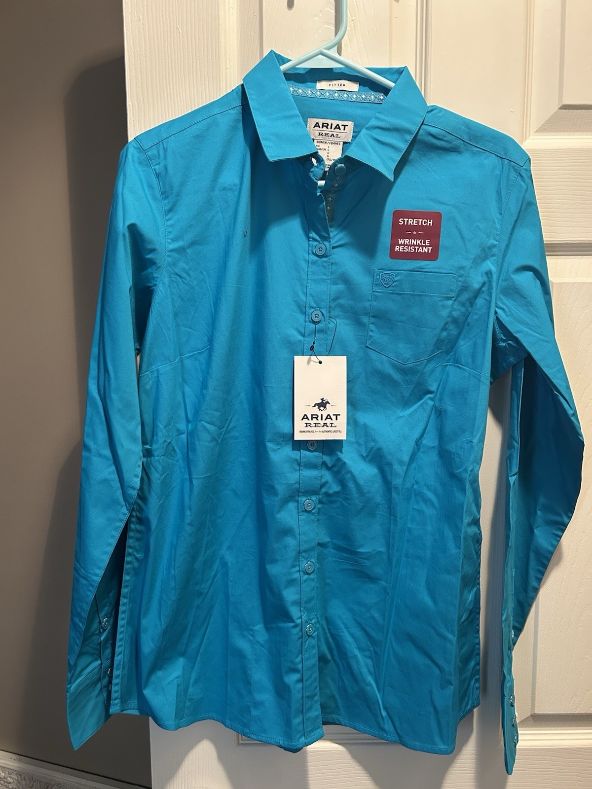 Ariat Women’s Blue Solid Button-Up Shirt Long Sleeve Fitted Stretch Wrinkle