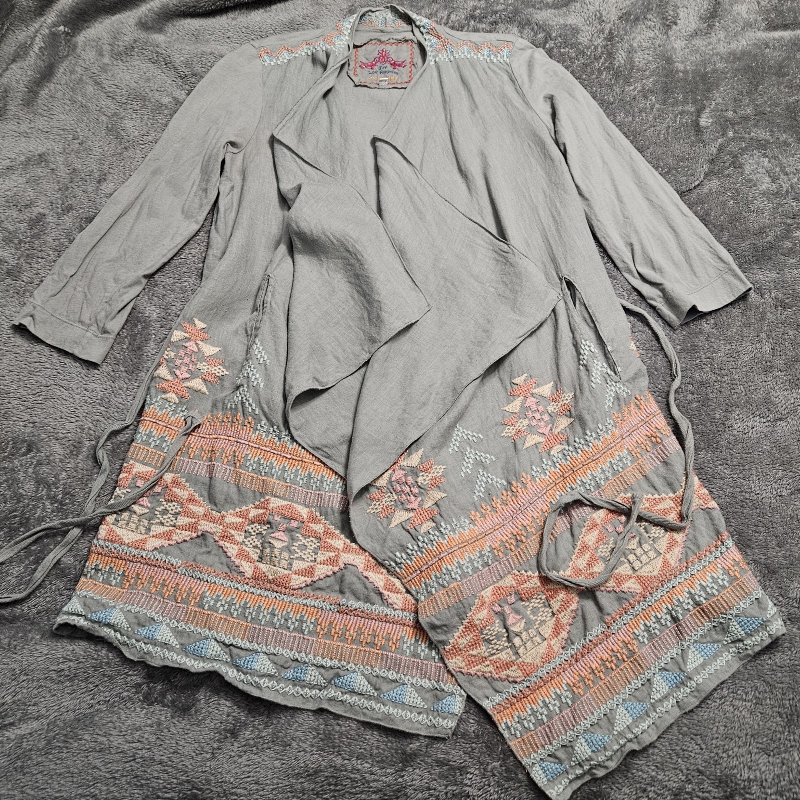 Johnny Was Open Front Tie Back Kimono Size Small Color Gray- Embroidered