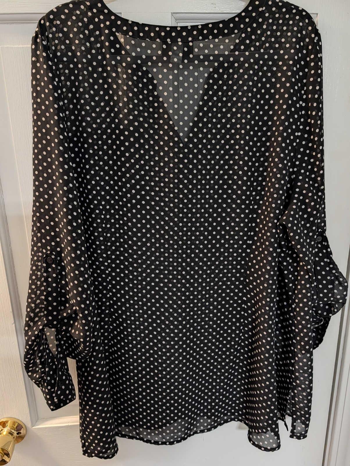 Lane Bryant Plus 22/24 Black White Polka Dot Chiffon Button V-Neck Blouse