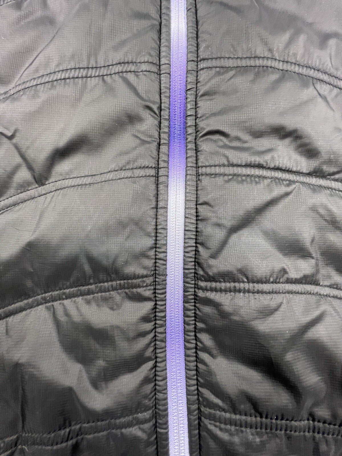 ATHLETA Womens M Flashback Quilted Puffer Vest Ombre Outdoor Hiking Zip Up
