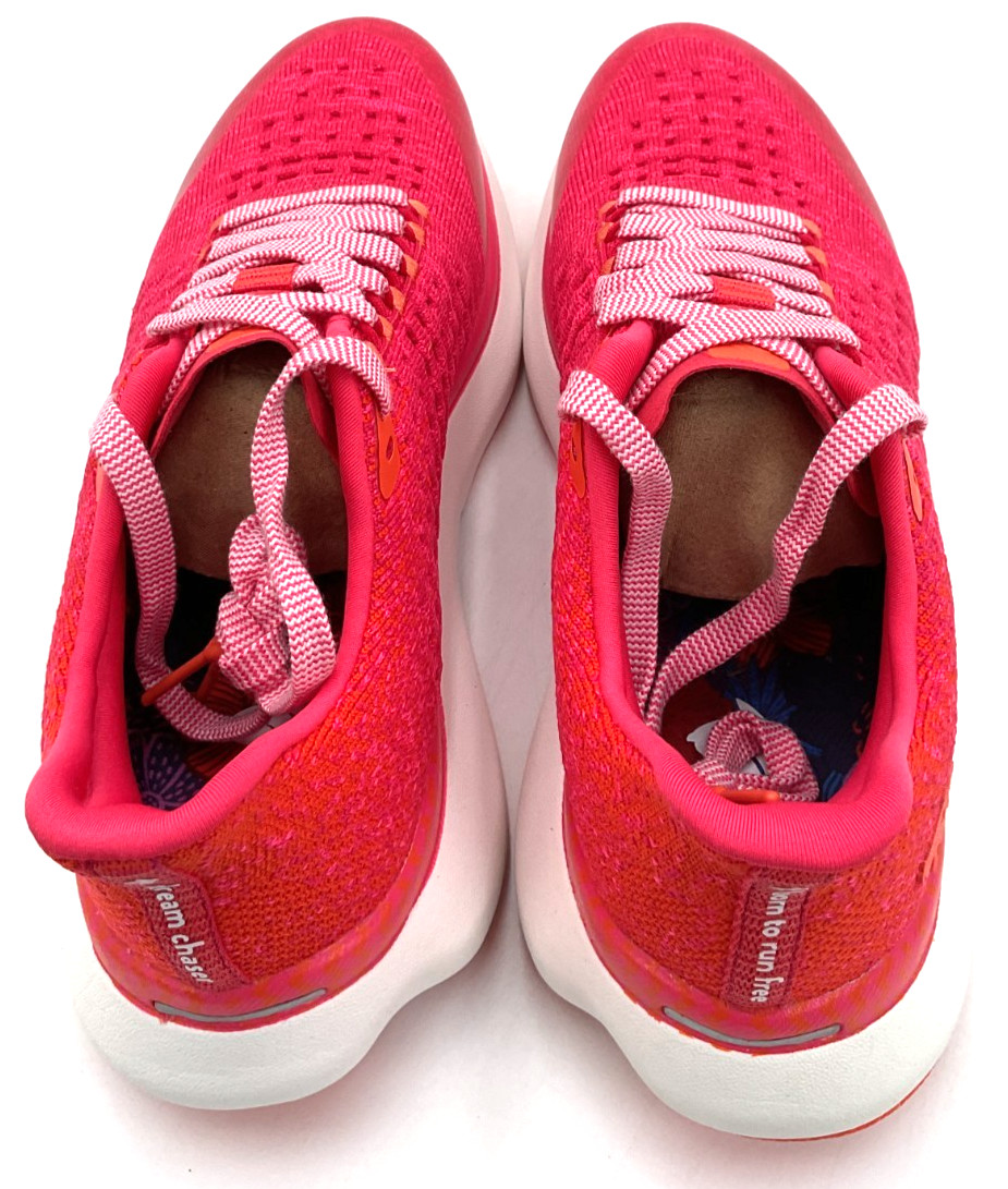 Rabbit Dream Chaser Women’s Raspberry Running Shoes NIB