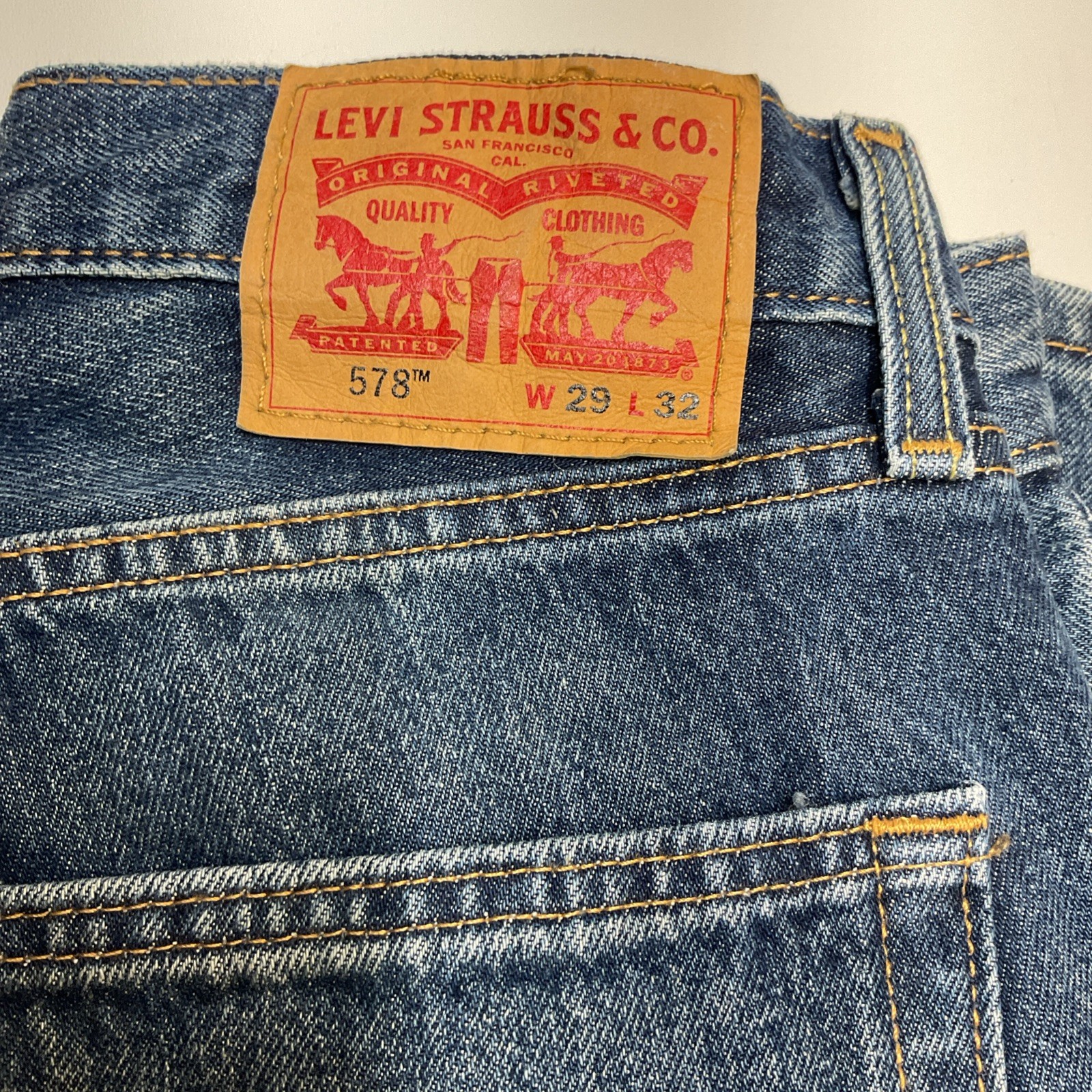 Levi ‘s Premium Men’s 578 Baggy Thru out Denim Jeans Sz. 29-30Wx32L Gray See Des