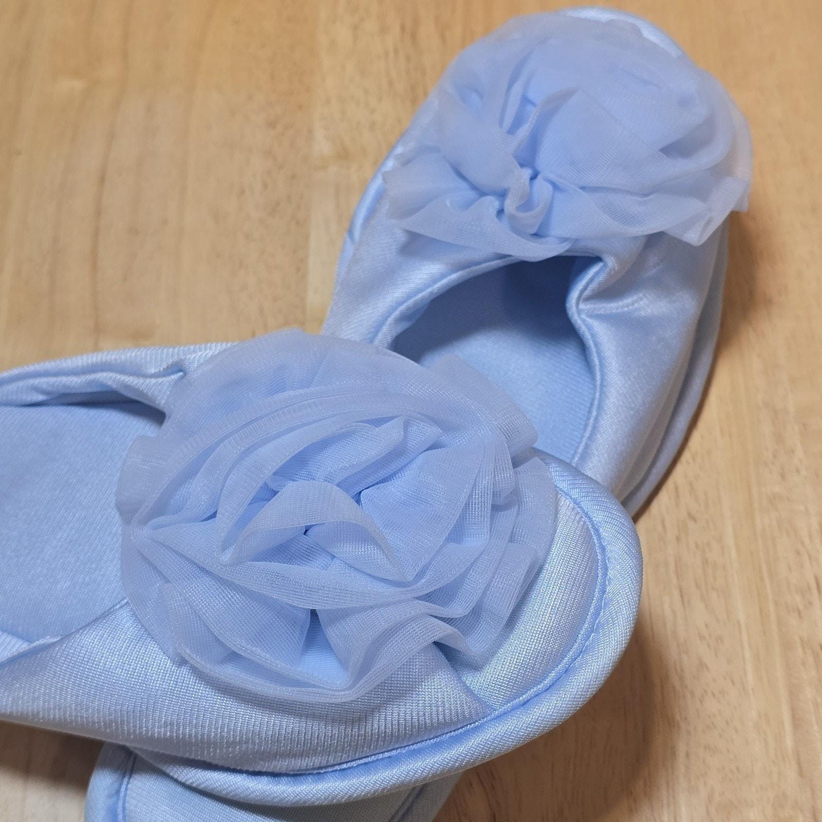 Vanity Fair Womens Blue Nylon House Shoes Bedroom Slippers Rubber Sole Small 5 6