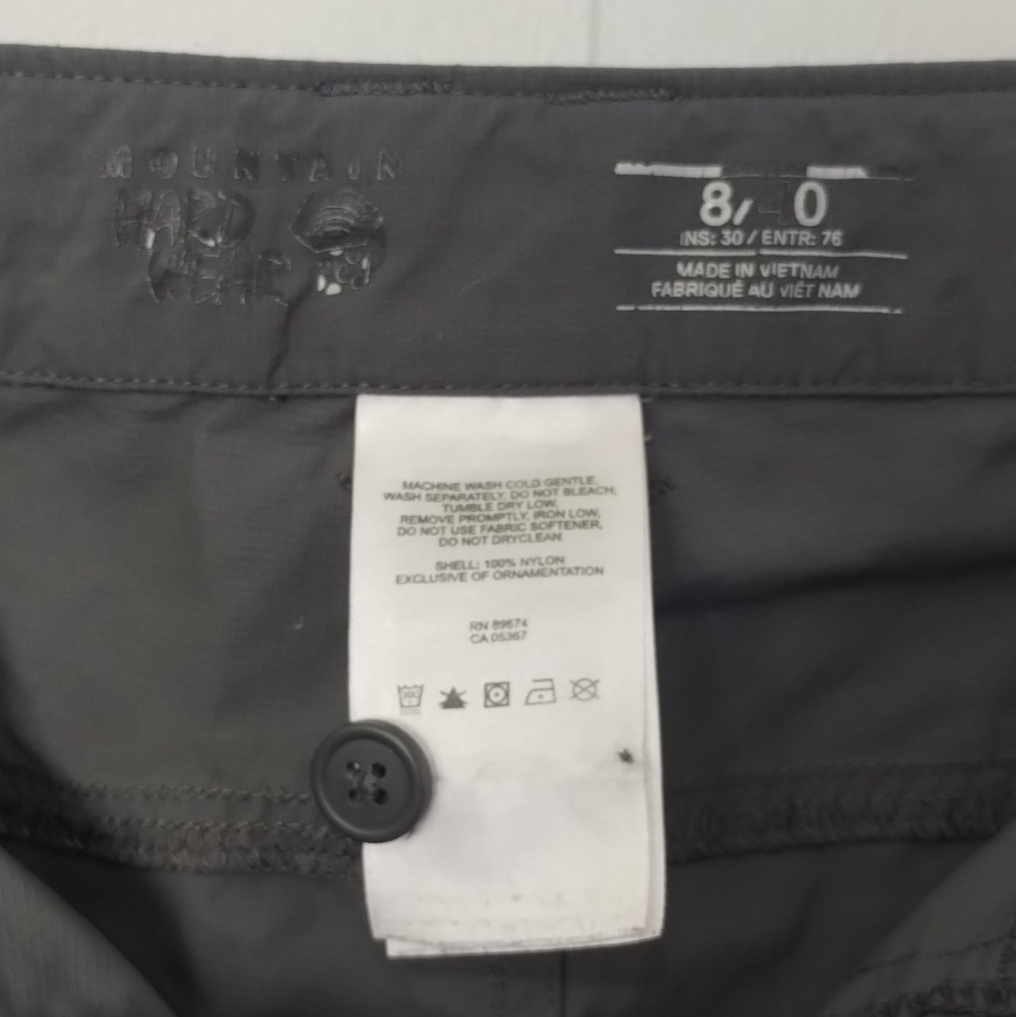 Mountain Hardwear Women’s Gray Cargo Pants Straight Leg Ripstop Nylon 30″
