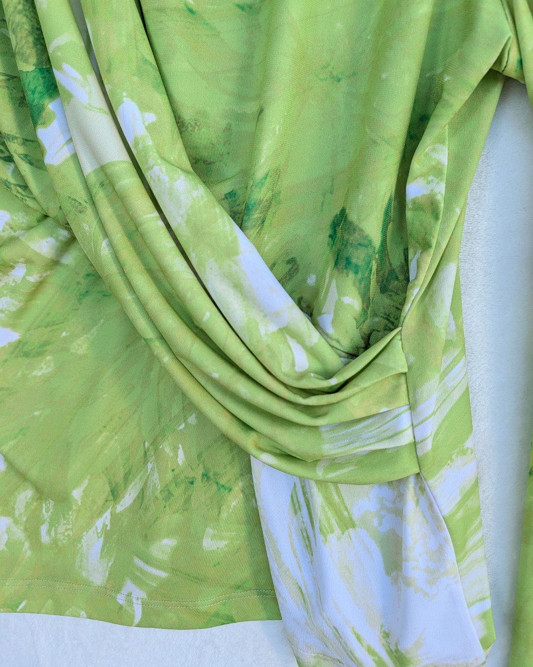 Clara Sunwoo V-Neck Draped Pleat Top Floral Citrus Lime White Size 1X