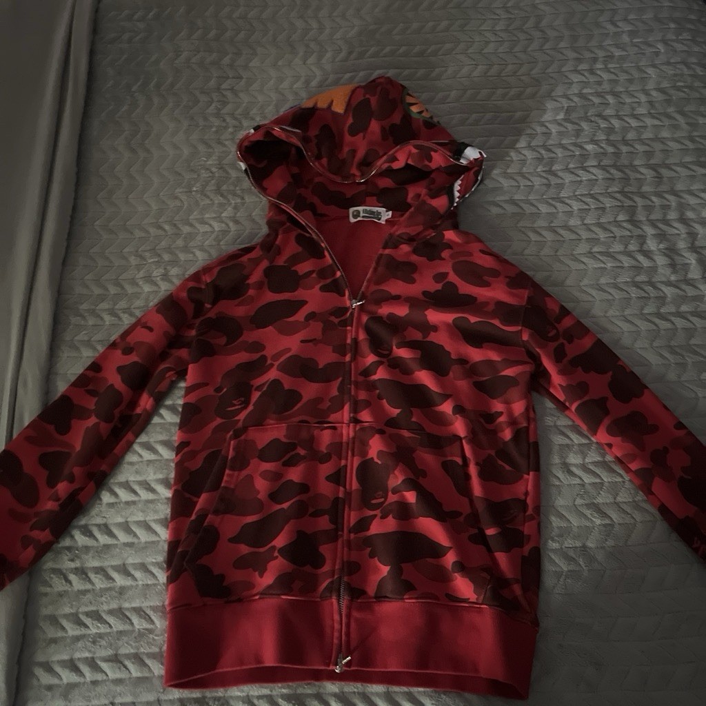 A Bathing Ape BAPE Red/Black Camo Shark Full Zip Hooded Hoodie Size S