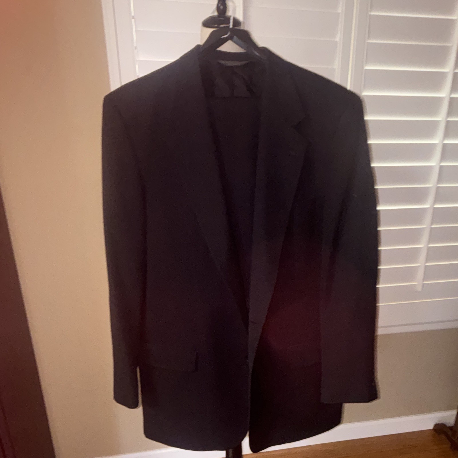 Nino Cerruti Black Worsted Wool 2-Piece Suit 46L 41W 34″ Inseam