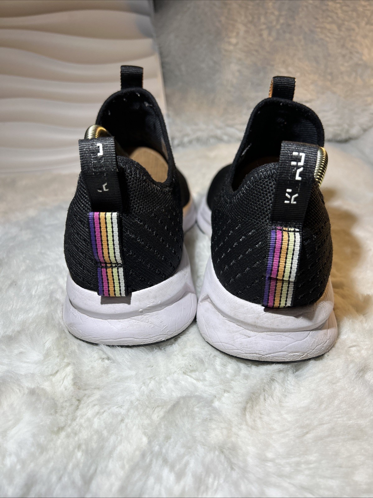 Kuru Atom Slip On Womens Size 10 Black White Athletic Walking Shoes Sneakers