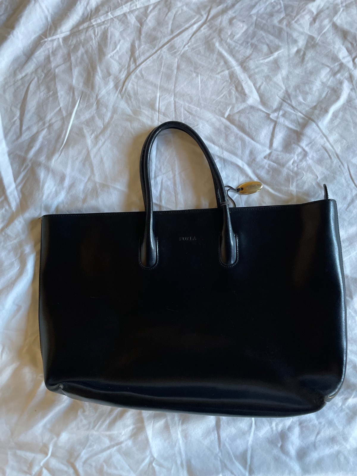 Furla Black Leather Bag/Purse Two Short Handles Inside Pocket 11″H x 17″W x 4″D