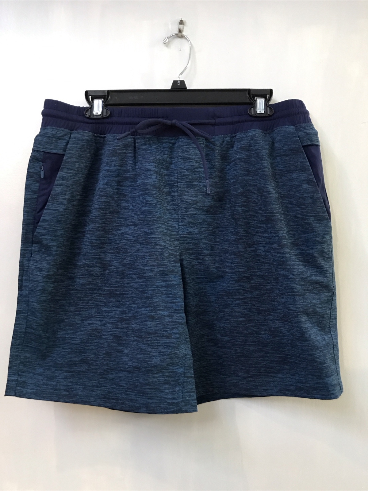 Lands’ End Board Shorts Mens Size Medium 32-34 Blue Drawstring Waist Zip Pockets