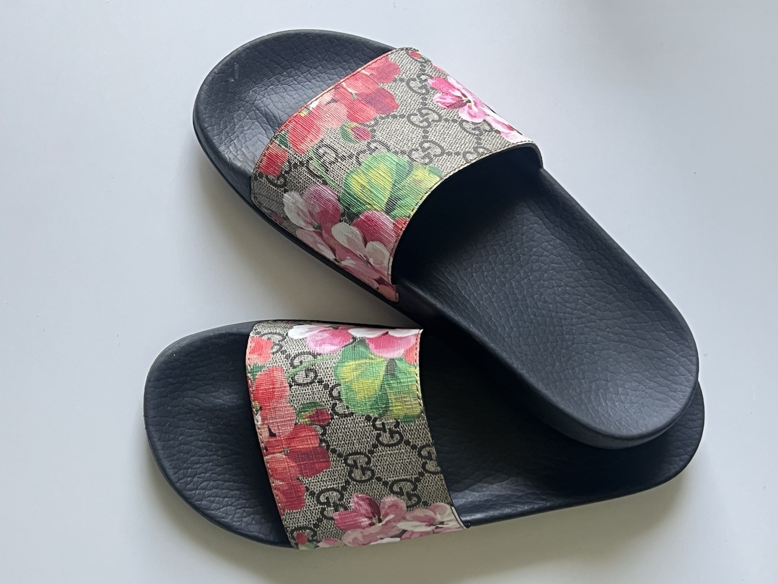 Gucci GG Supreme Blooms Slides Floral Slide Sandals Size 7.5 w/ Box Authentic