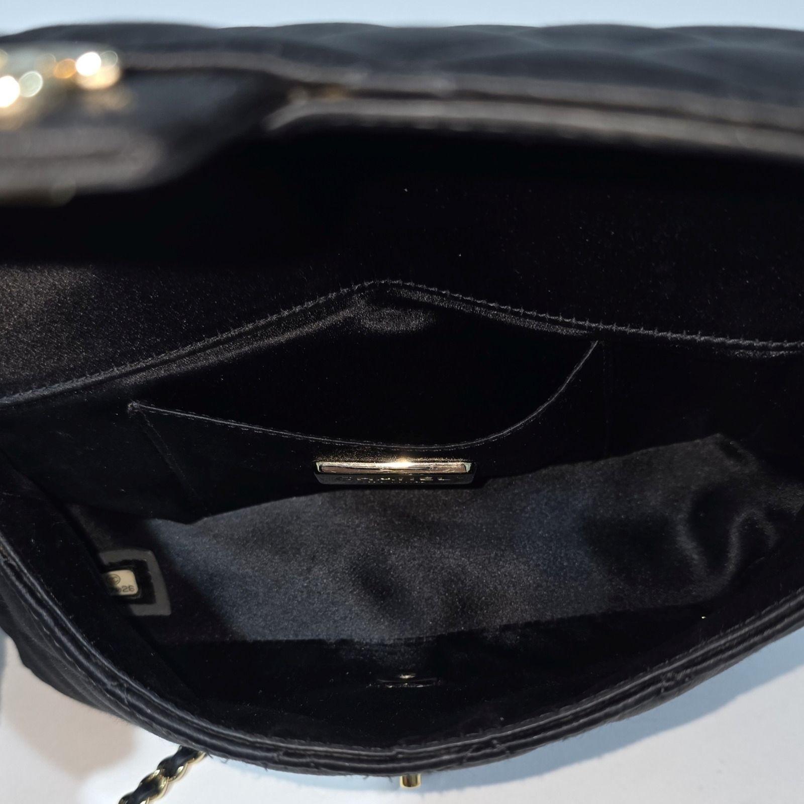 Chanel Classic Mini Rectangle Silk GHW Black Bag 18x9x5cm SN: 21827026