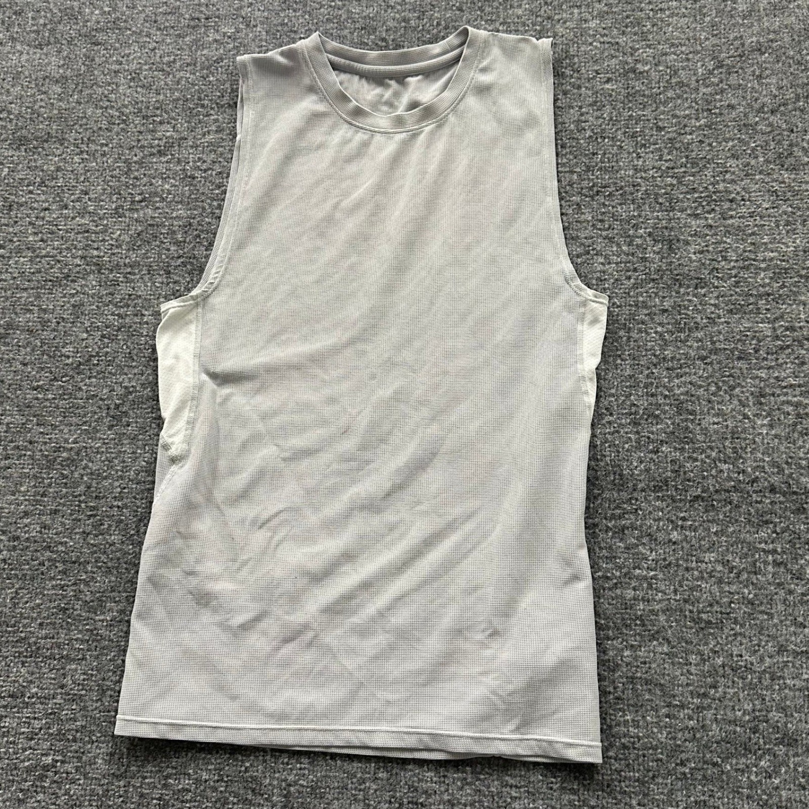 Alphalete Tank Top Mens Size L Grey Textured Knit Sleeveless Athletic Gym Shirt