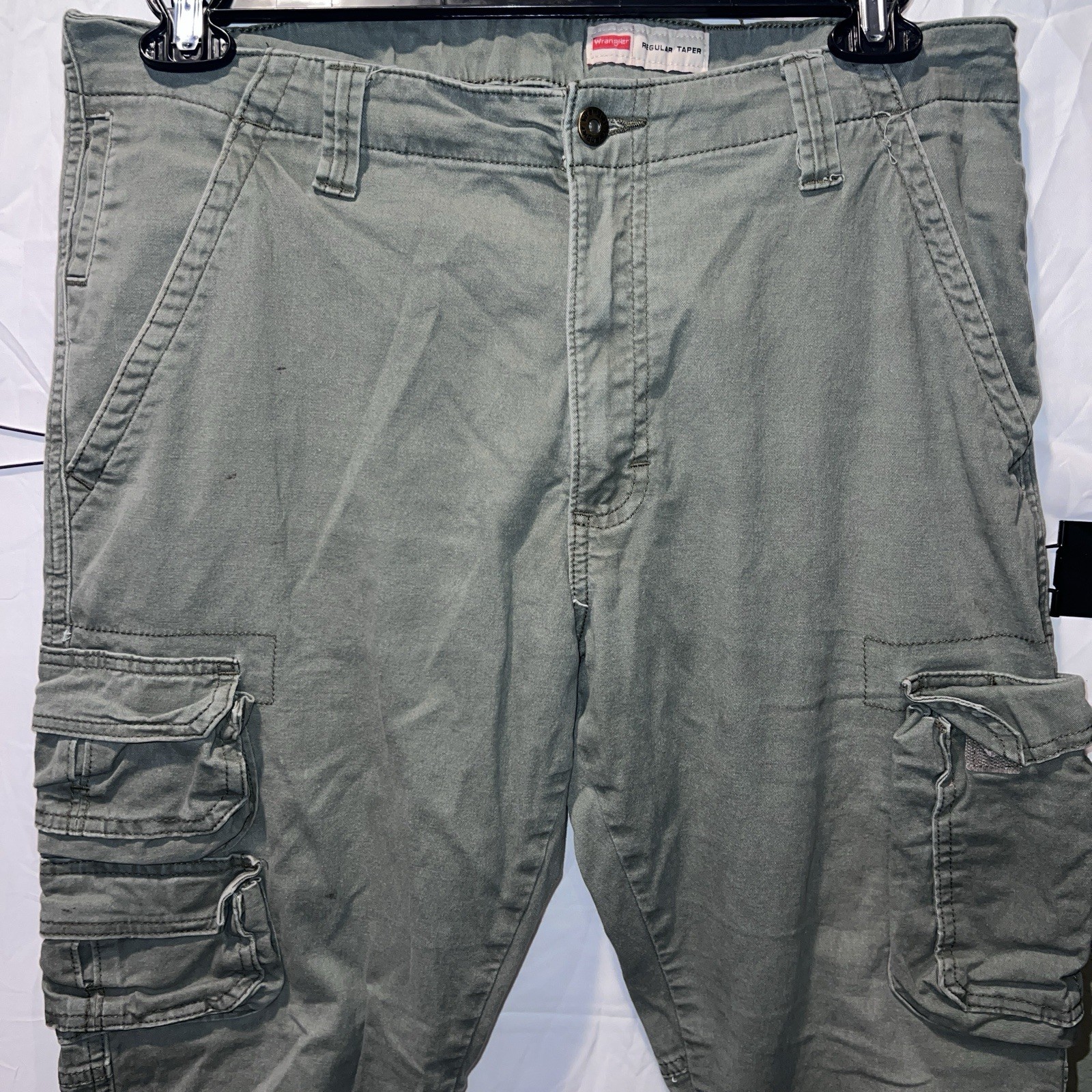Wrangler cargo pants 34×32 Light Olive Green, Work Play Camp Hiking