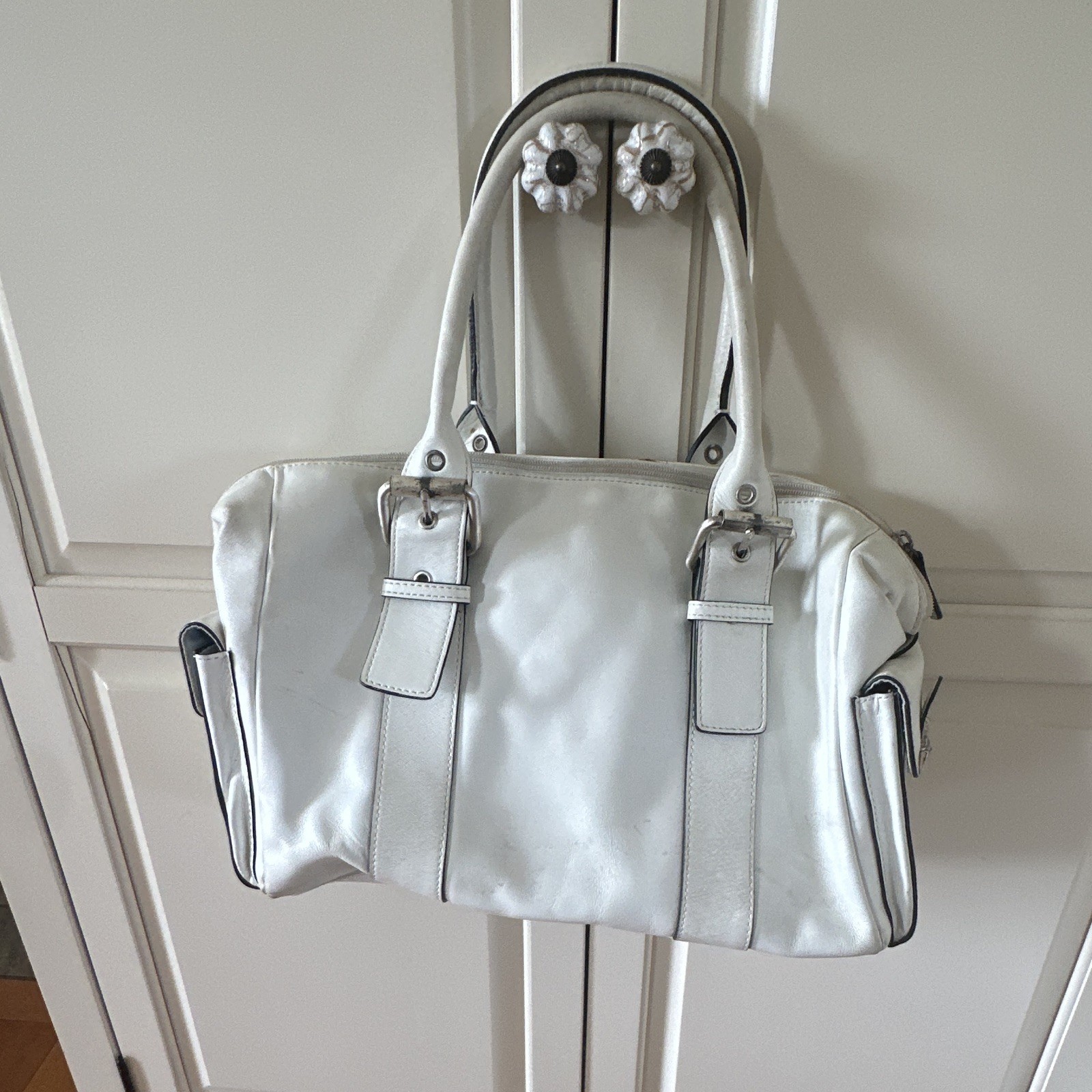 White Solid Satchel/Top Handle Bag Silver Hardware Zip Turn Lock Inner Pockets