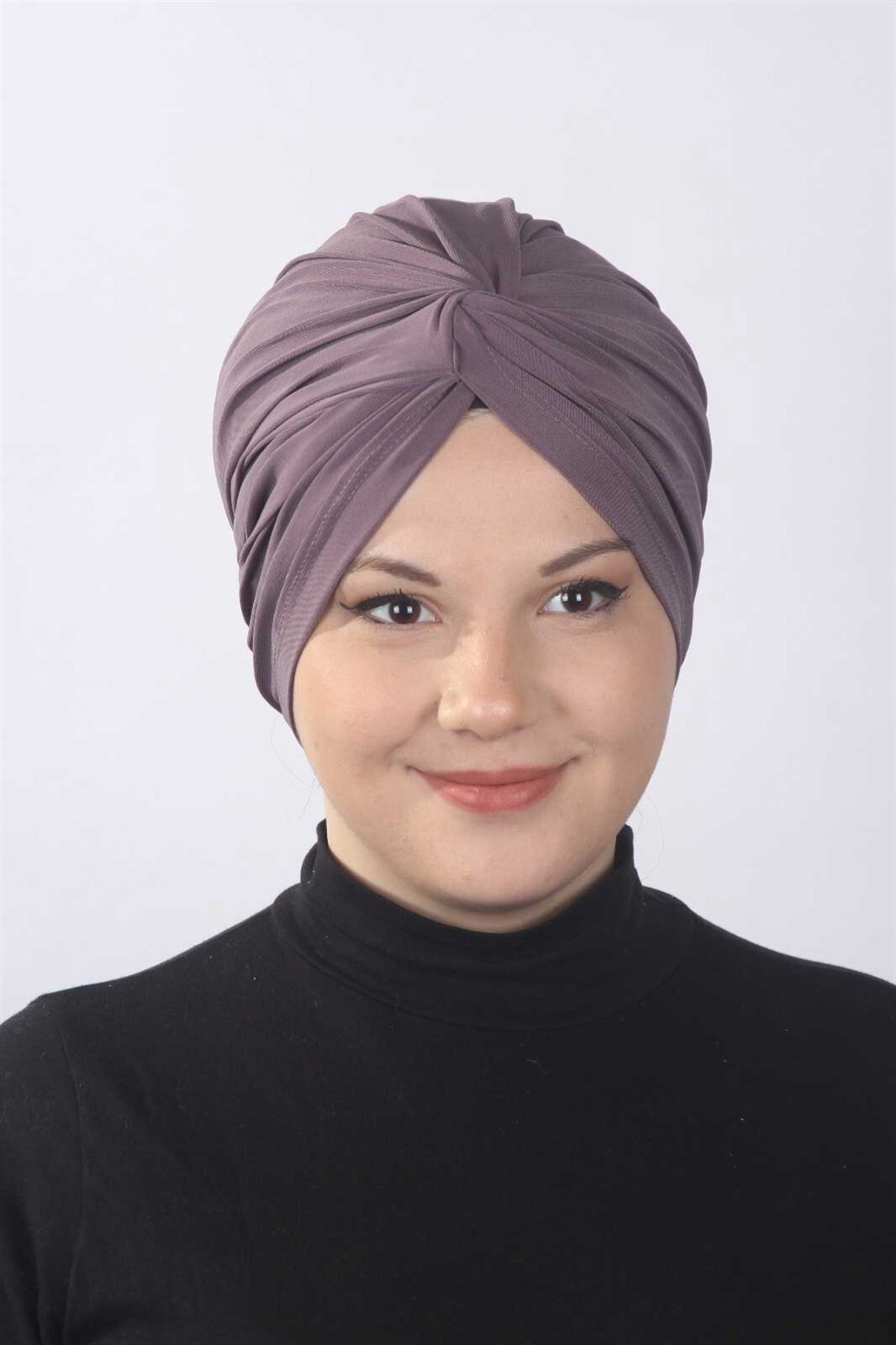 Modasuccess Twisted Bonnet
