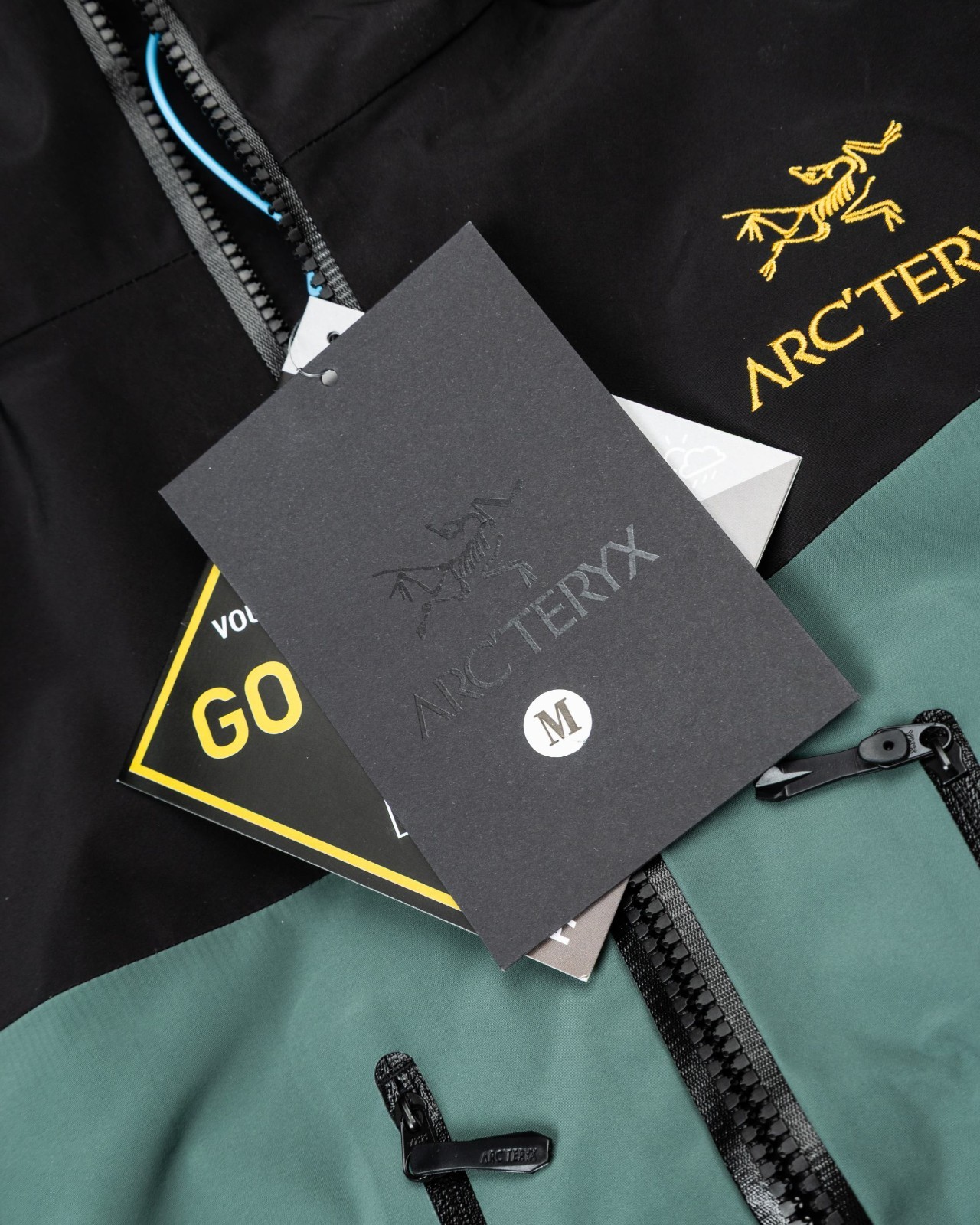 Arc’teryx SV7 technical shell jacket Black /Green