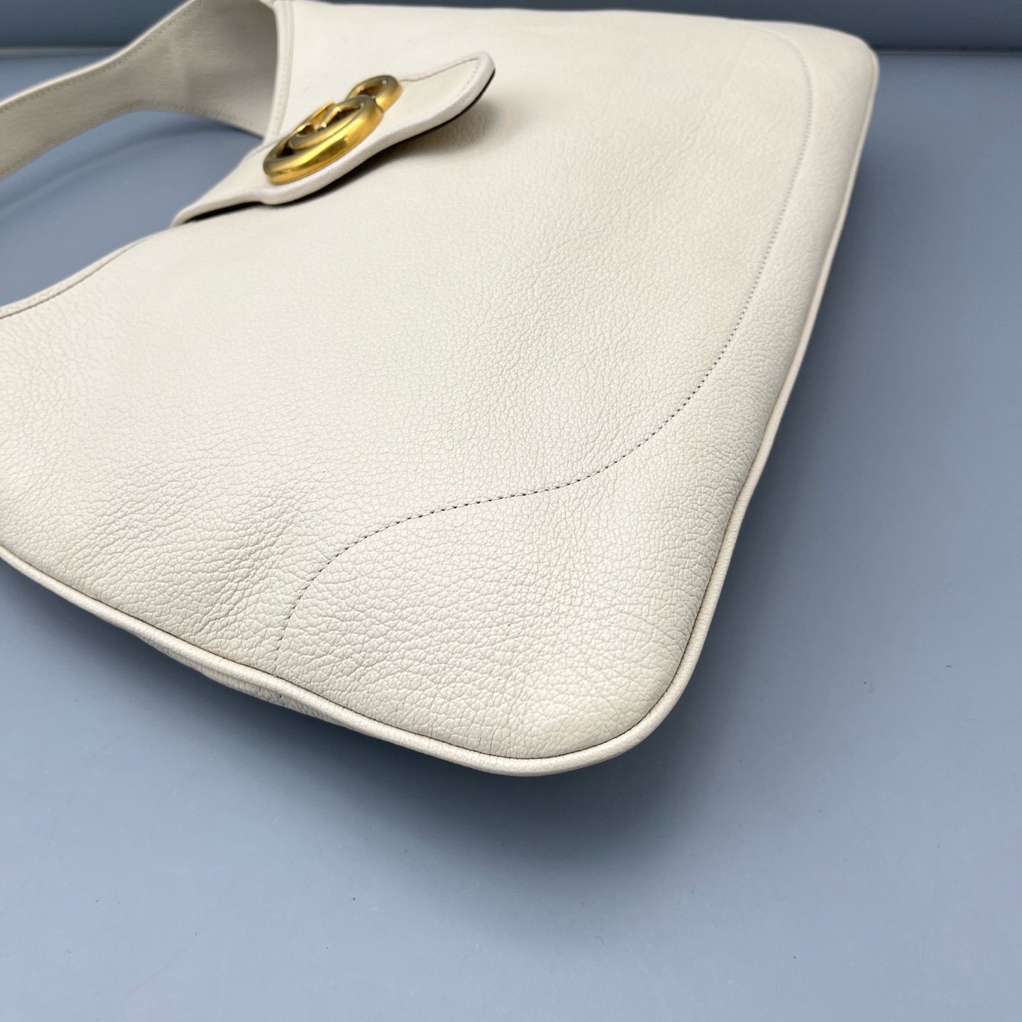 Gucci Pre-Owned Authentic Underarm Bag 39*25*6cm Free Tracked Shipping