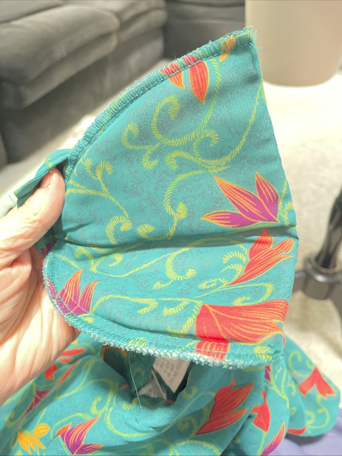 Shapely Green Floral Padded Shoulders & Elastic Waist Shirt Size 10