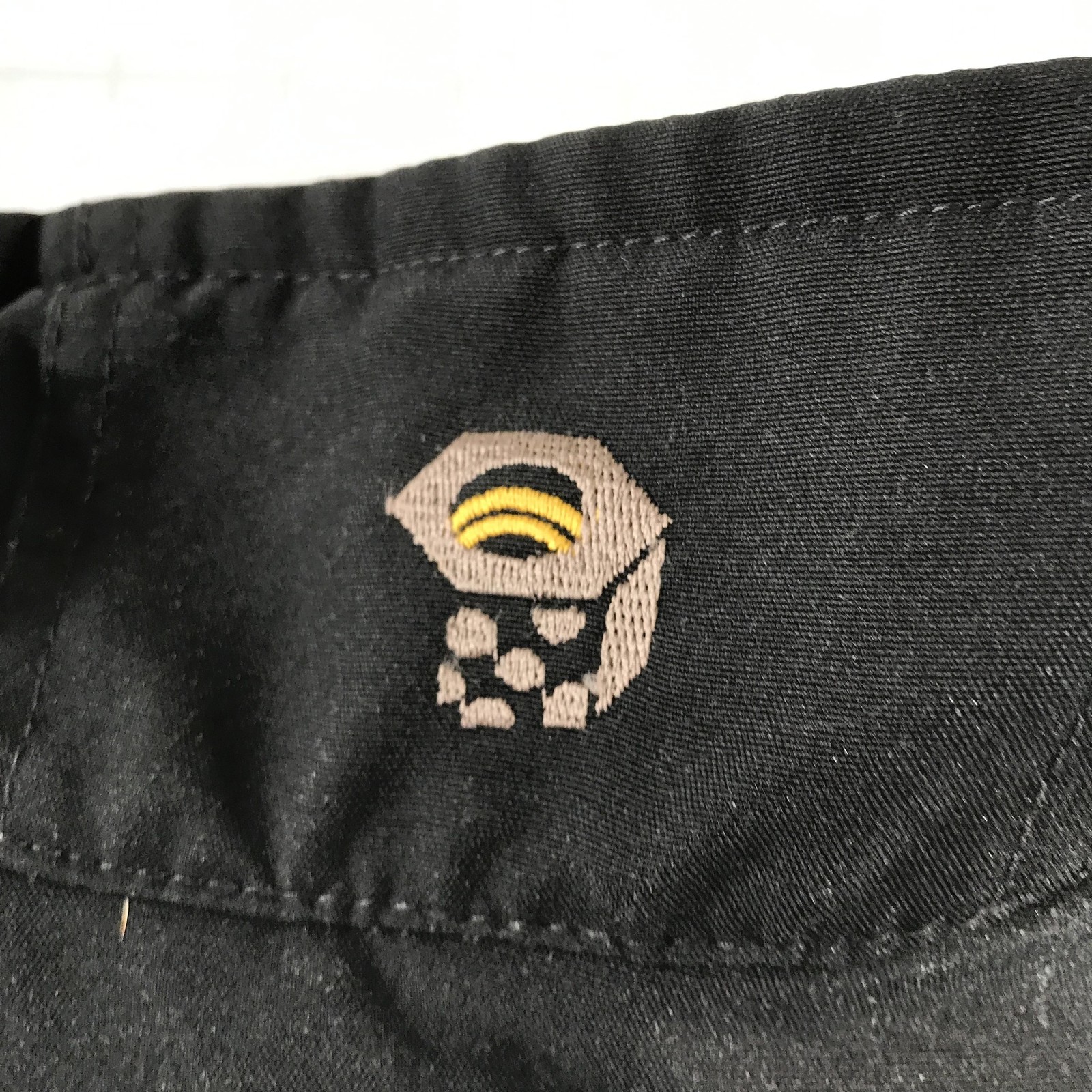Mountain Hardwear Windstopper Jacket Mens Medium Gray Black Fleece Full Zip
