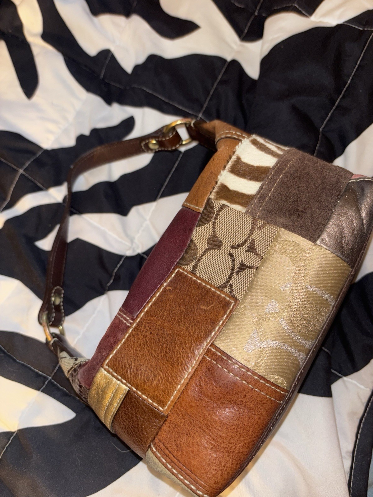 Coach patchwork small shoulder bag, zip closure, gold hardware, lined pockets