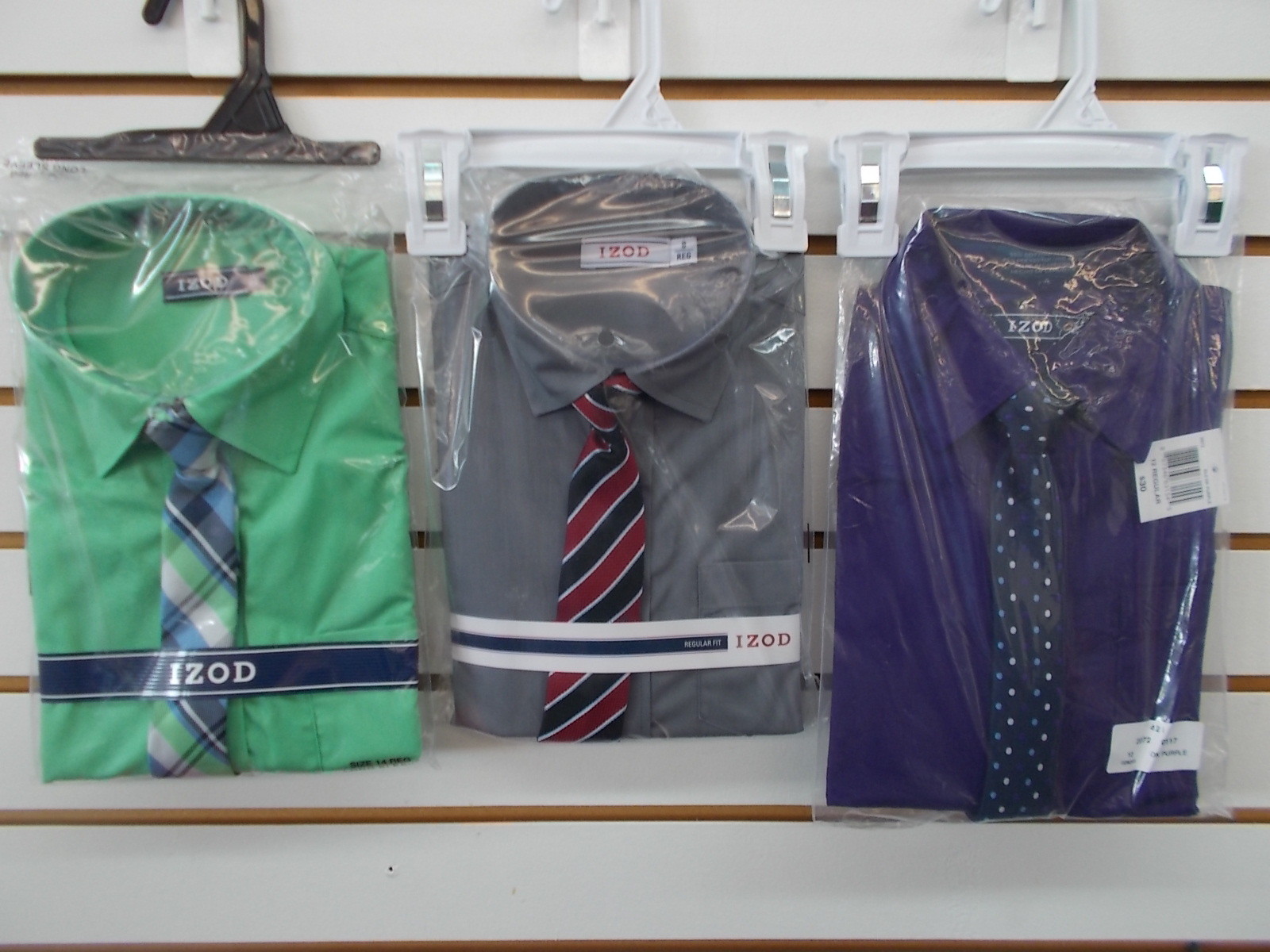 Boys Izod $30 Green, Gray, or Purple Dress Shirts w/ Clip-On Ties Size 8 – 20