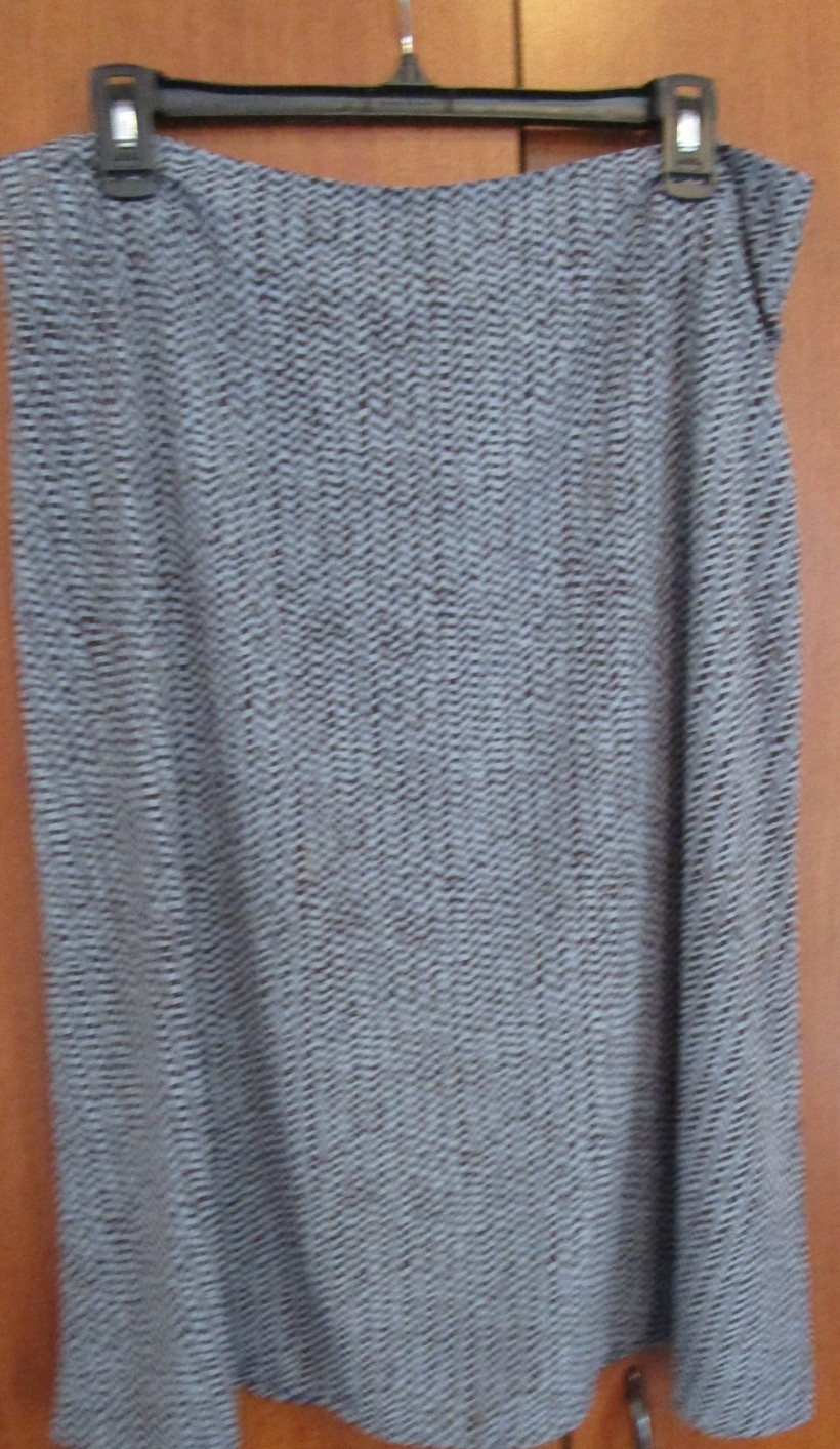Attention Skirt Long Straight Sz Large 100% Polyester Waist 32 Length 26.5 in
