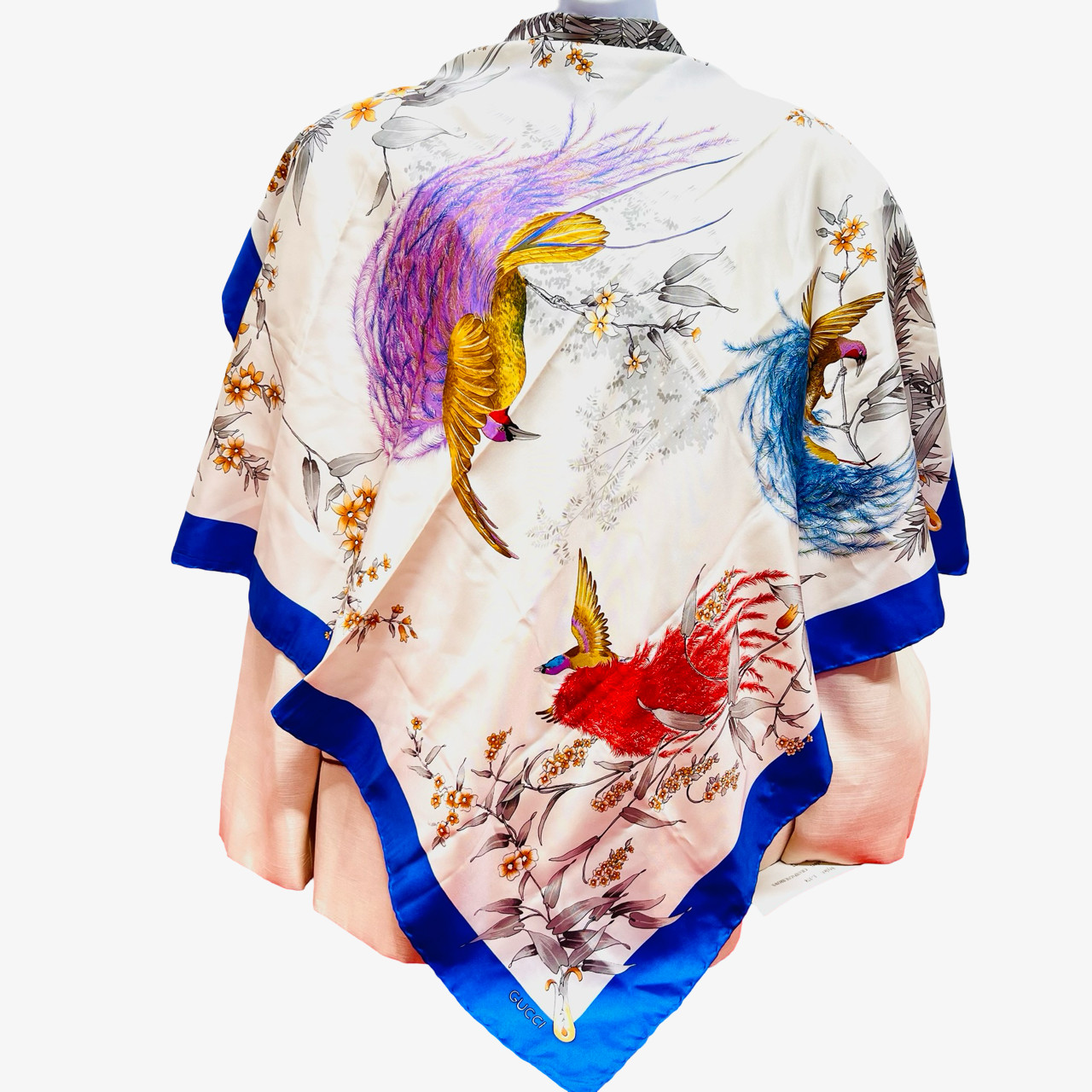 Beautiful Birds Paradise Gucci 100% Silk Satin Scarf 34″ Ivery Blue (45)