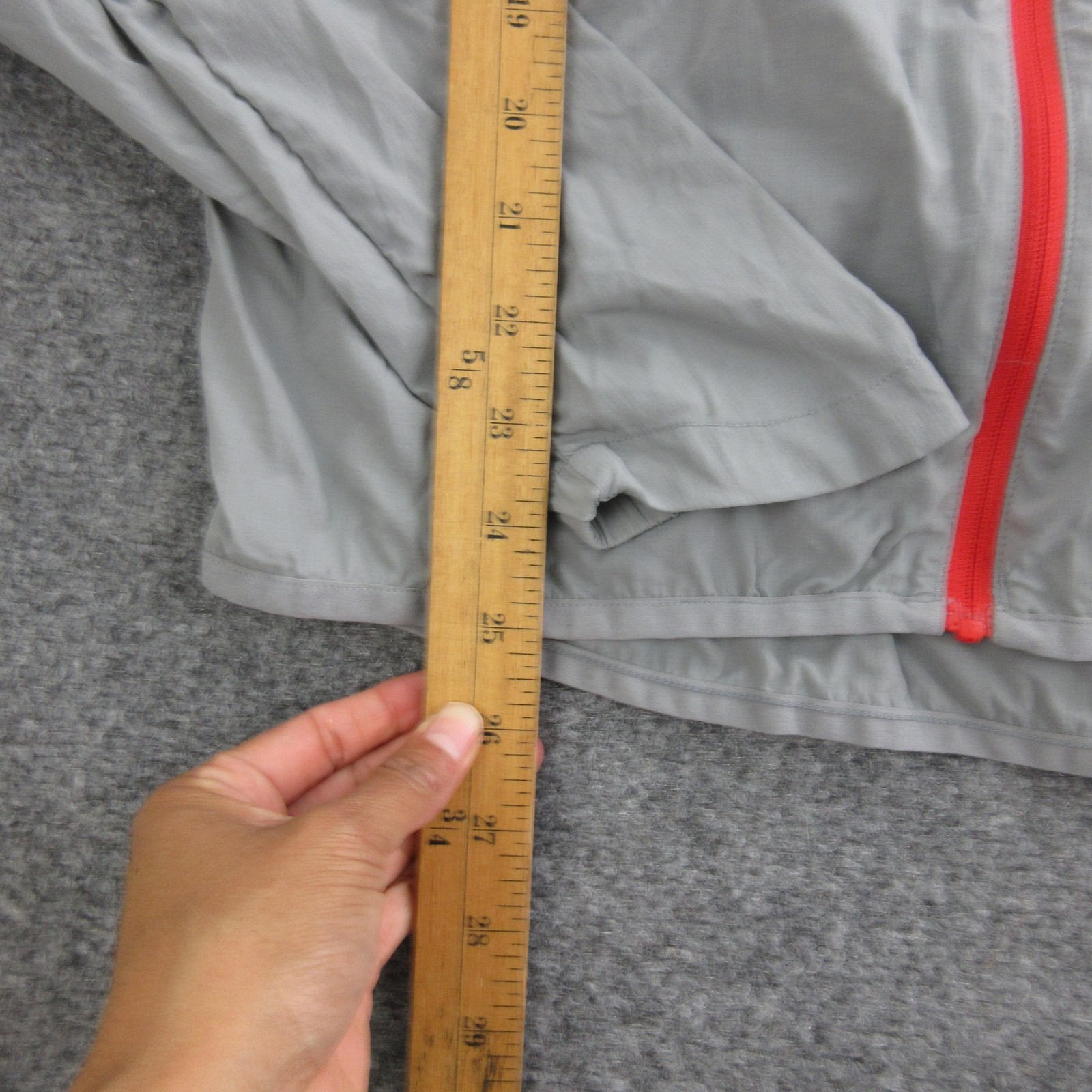Nathan Jacket Mens Small Gray Hooded Full Zip Running Windbreaker NSP9060
