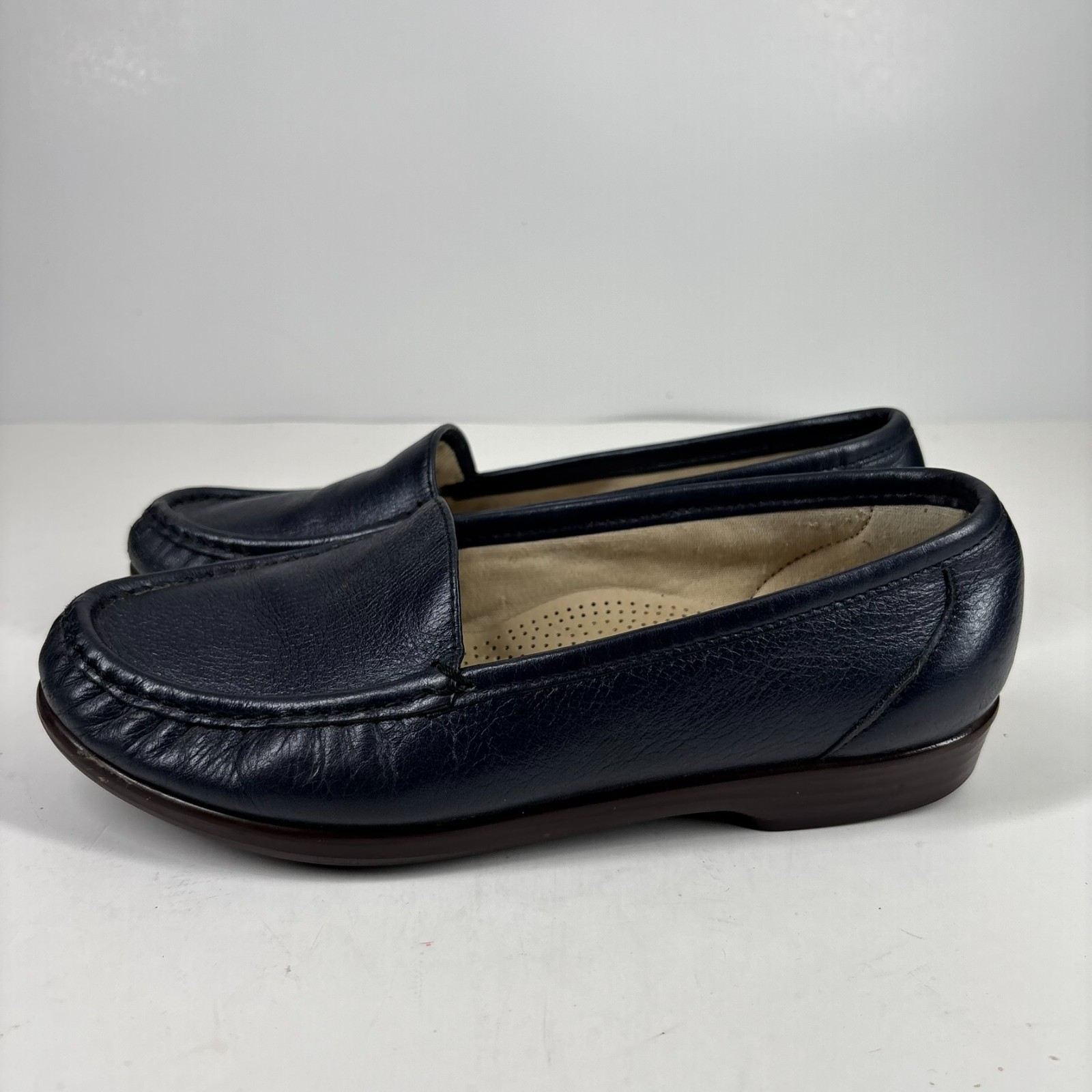 SAS Simplify Women’s US 7W Navy Leather Slip-On Comfort Walking Flats Loafers