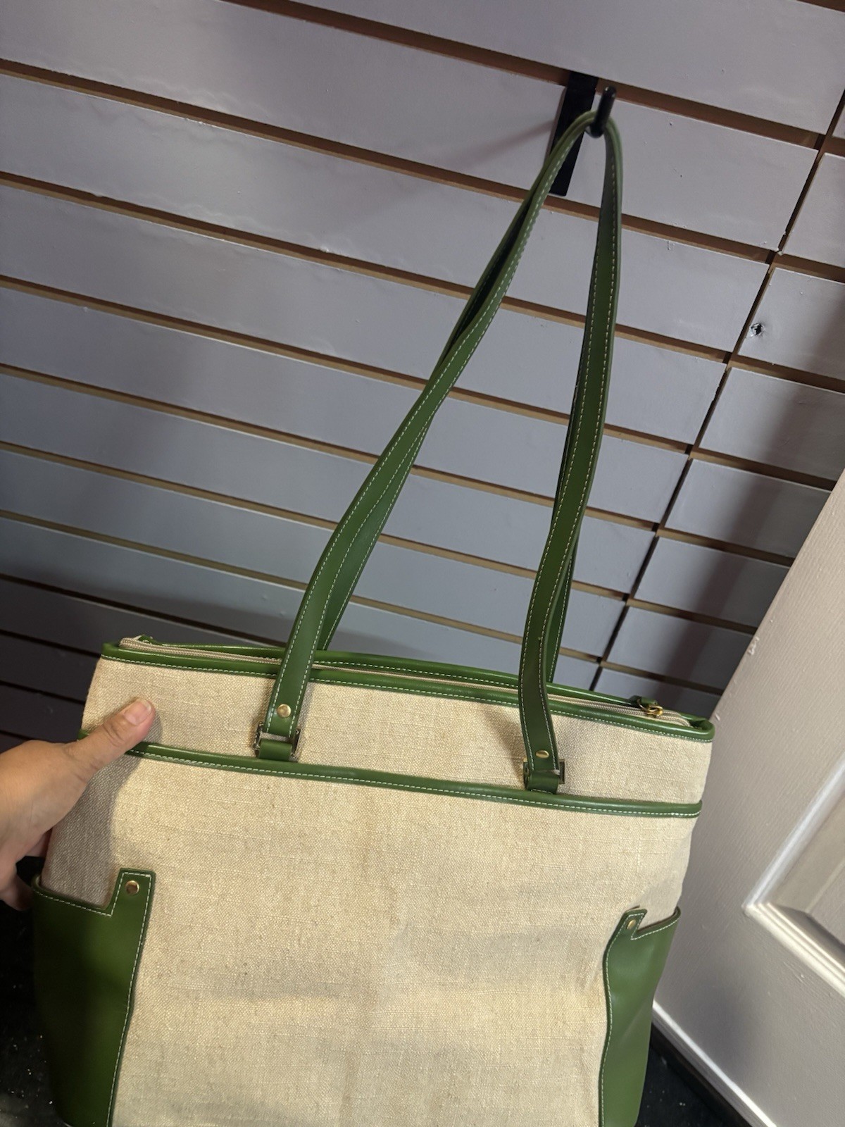 Etienne Aigner Green Beige Tote Shoulder Bag Zip Gold Hardware Lined Pockets
