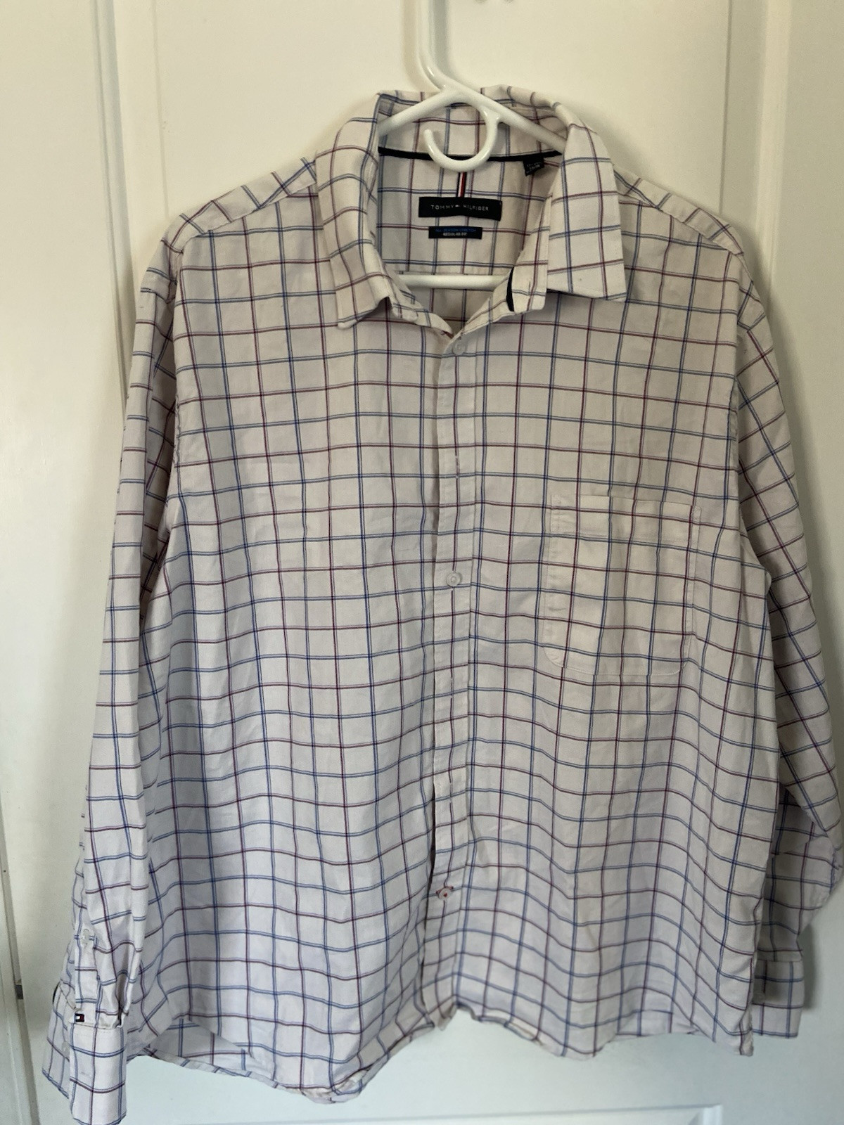 Tommy Hilfiger all season stretch top regular fit men’s 17 /17 1/2
