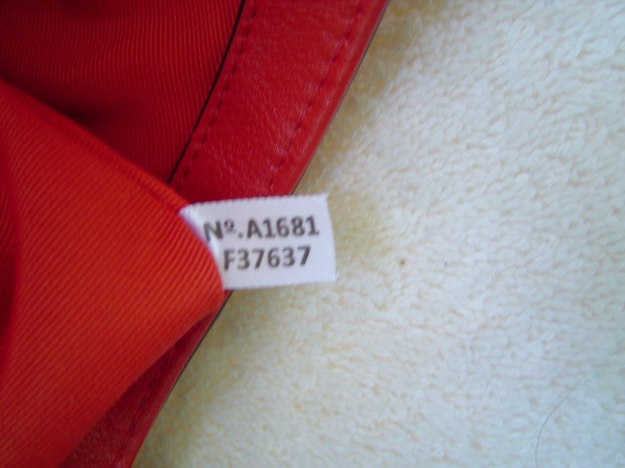 AUTHENTIC COACH VERMILLION SMOOTH LEATHER CARLYLE SHOULDER BAG #37637