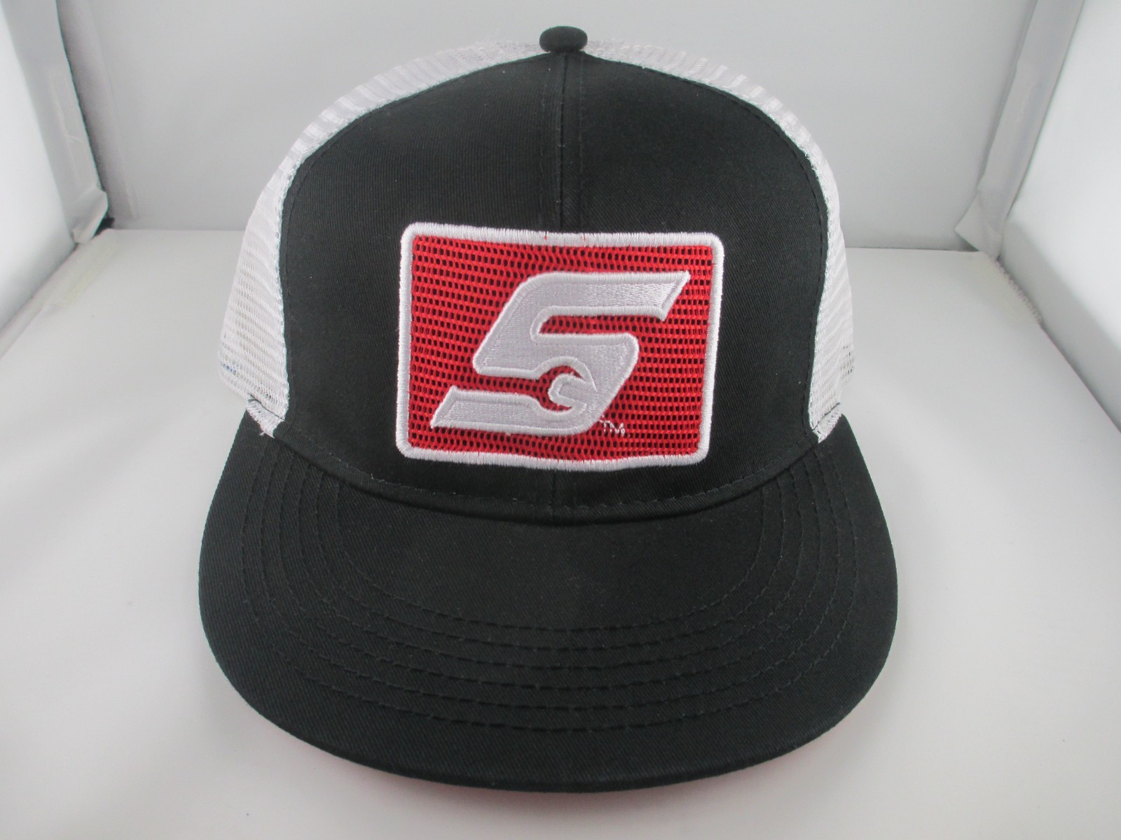 Wrench “S” Snap-on Tools 2012 Black, Red & White Mesh Back Snapback Trucker Hat