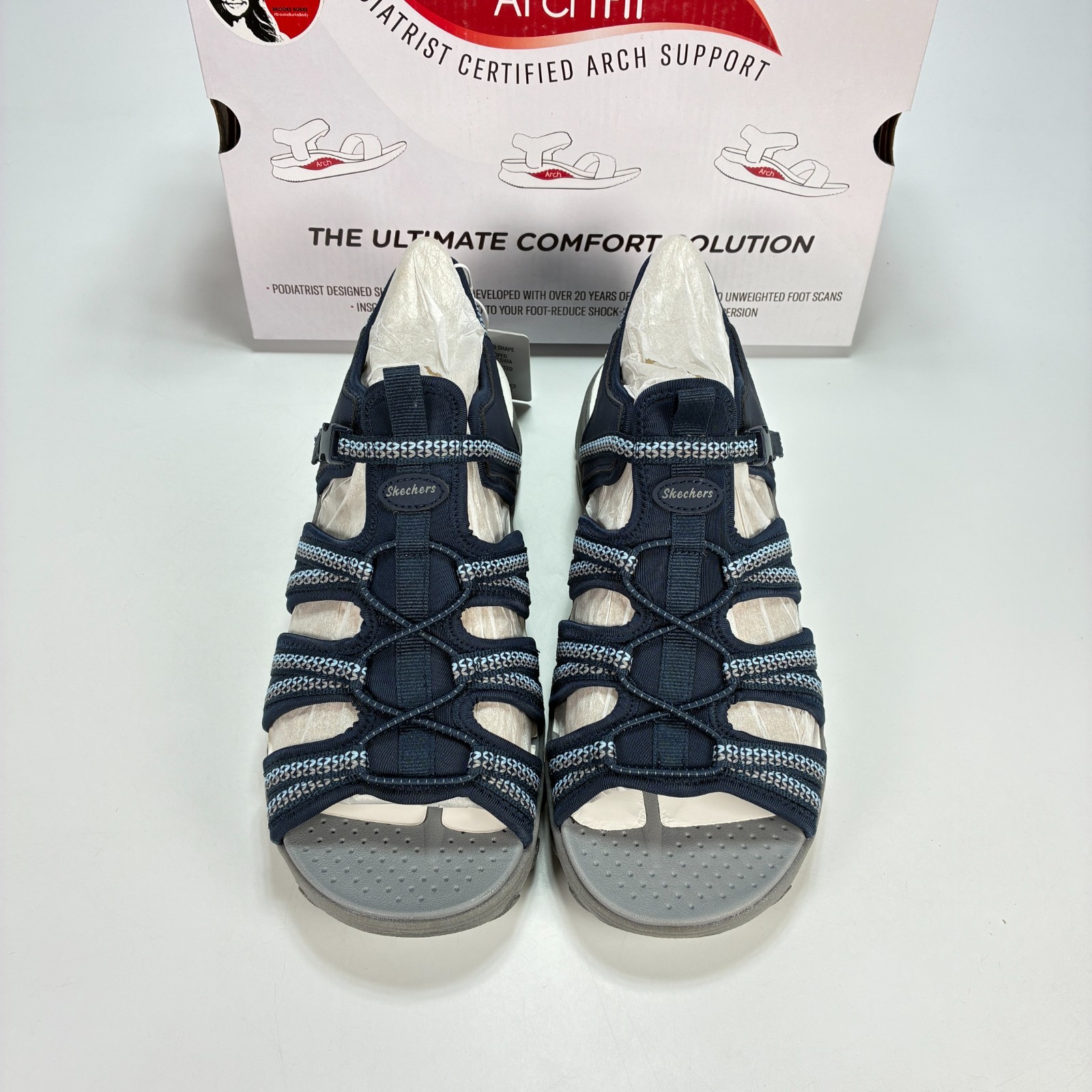 Skechers Arch Fit Reggae Groundbreaking Navy Fisherman Sandals Women’s Size 11