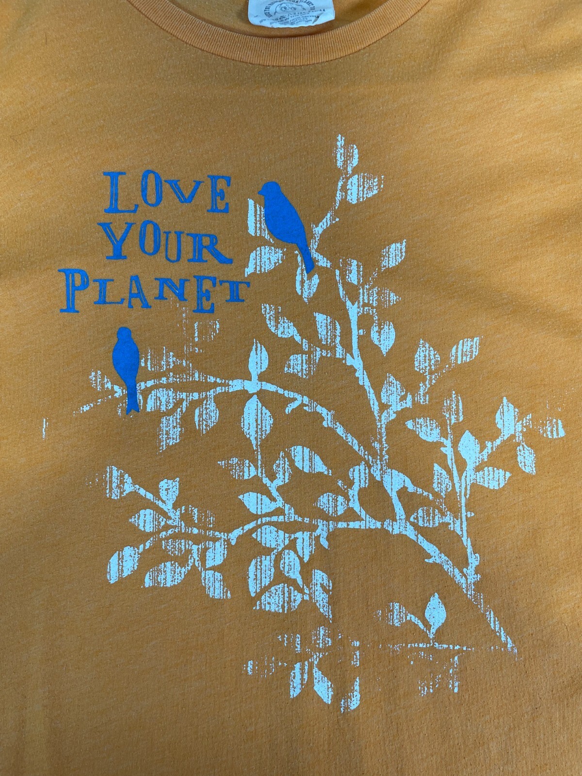 Jones & Mitchell Womens Orange “Love Your Planet” Tree Birds Tee Sz L
