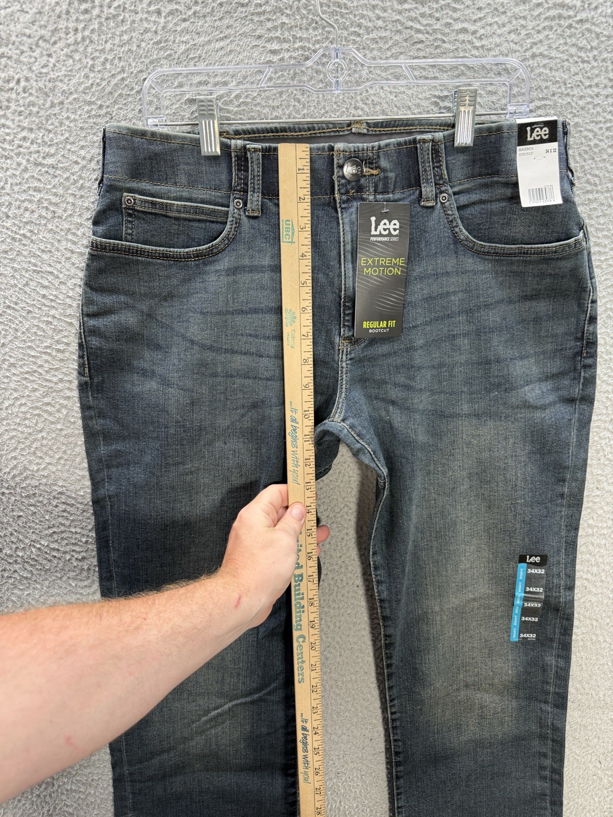 Lee Jeans Mens 34×32 Blue Extreme Motion Regular Fit Bootcut Distressed NEW