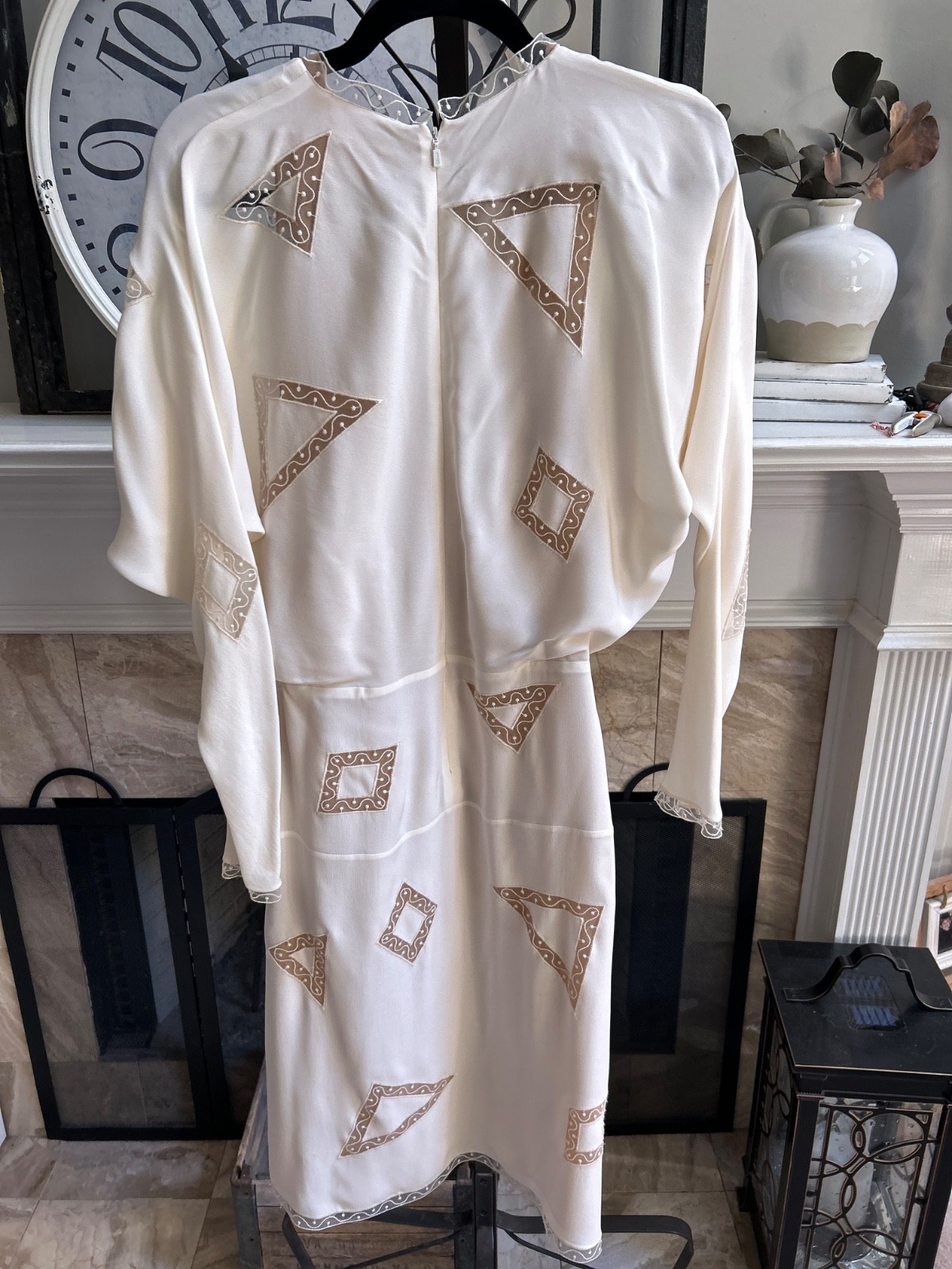 CHLOE women’s silk knee-length wrap dress – beige / milk – EU 36 / US 4 / Small