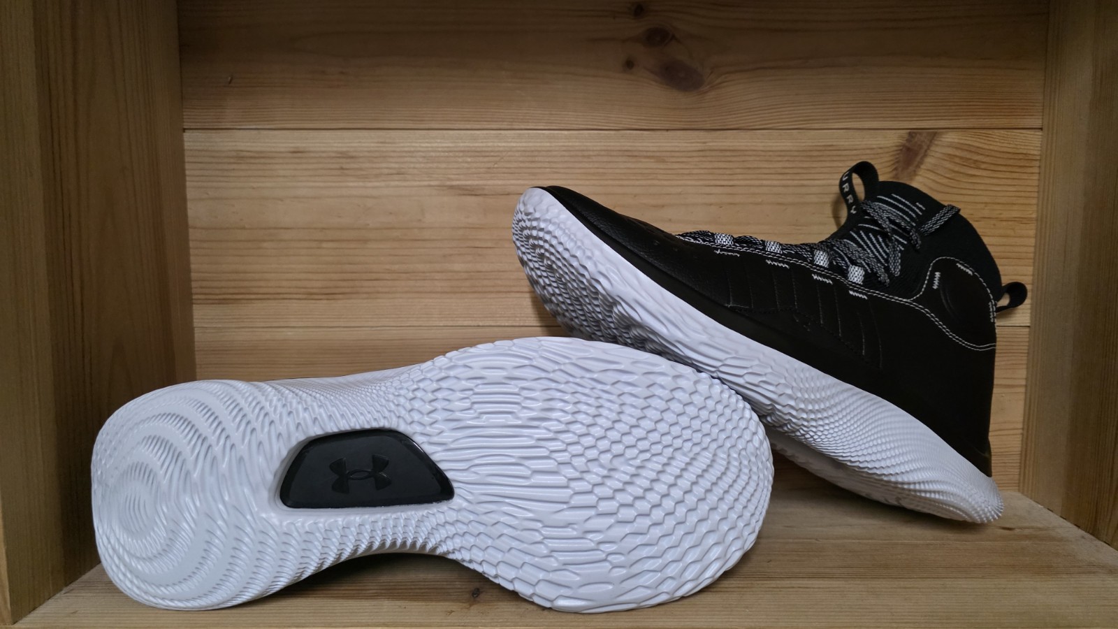 Under Armour Curry 4 Flotro Mens Size 10 ‘Suit And Tie’ Black Basketball Shoes