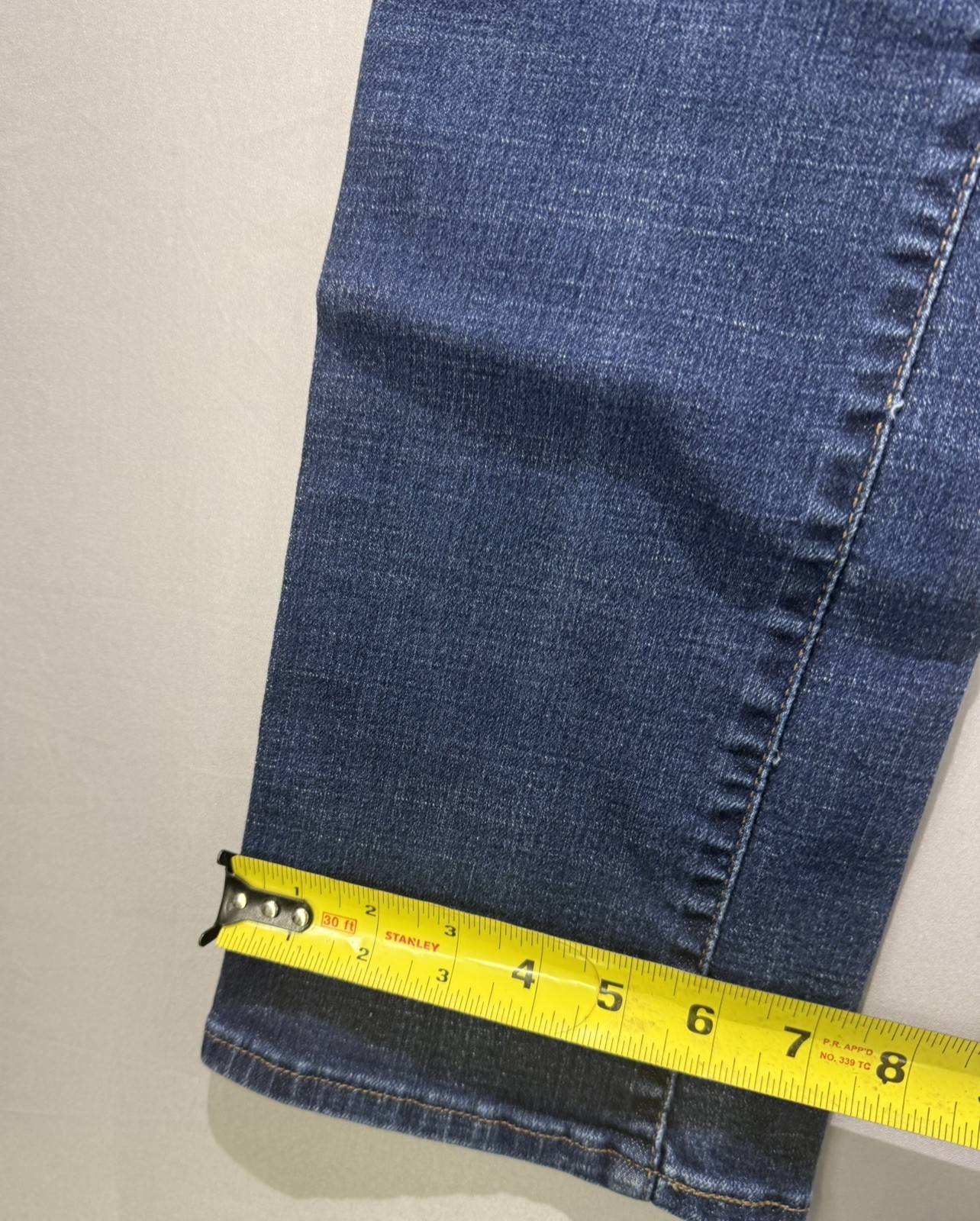 Levi’s 505 Jeans Women’s Blue Straight Leg Dark Wash Size 6