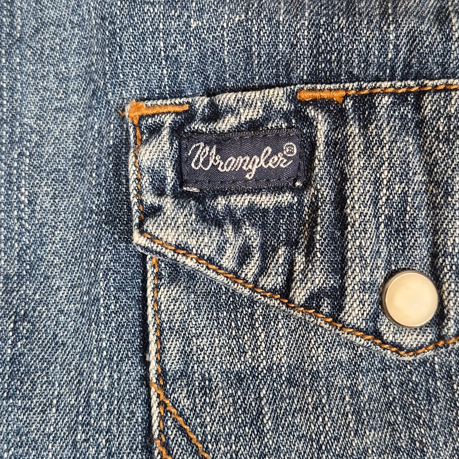 Wrangler Pearl Snap Denim Long Sleeve Shirt Mens Medium American Quarter Horse