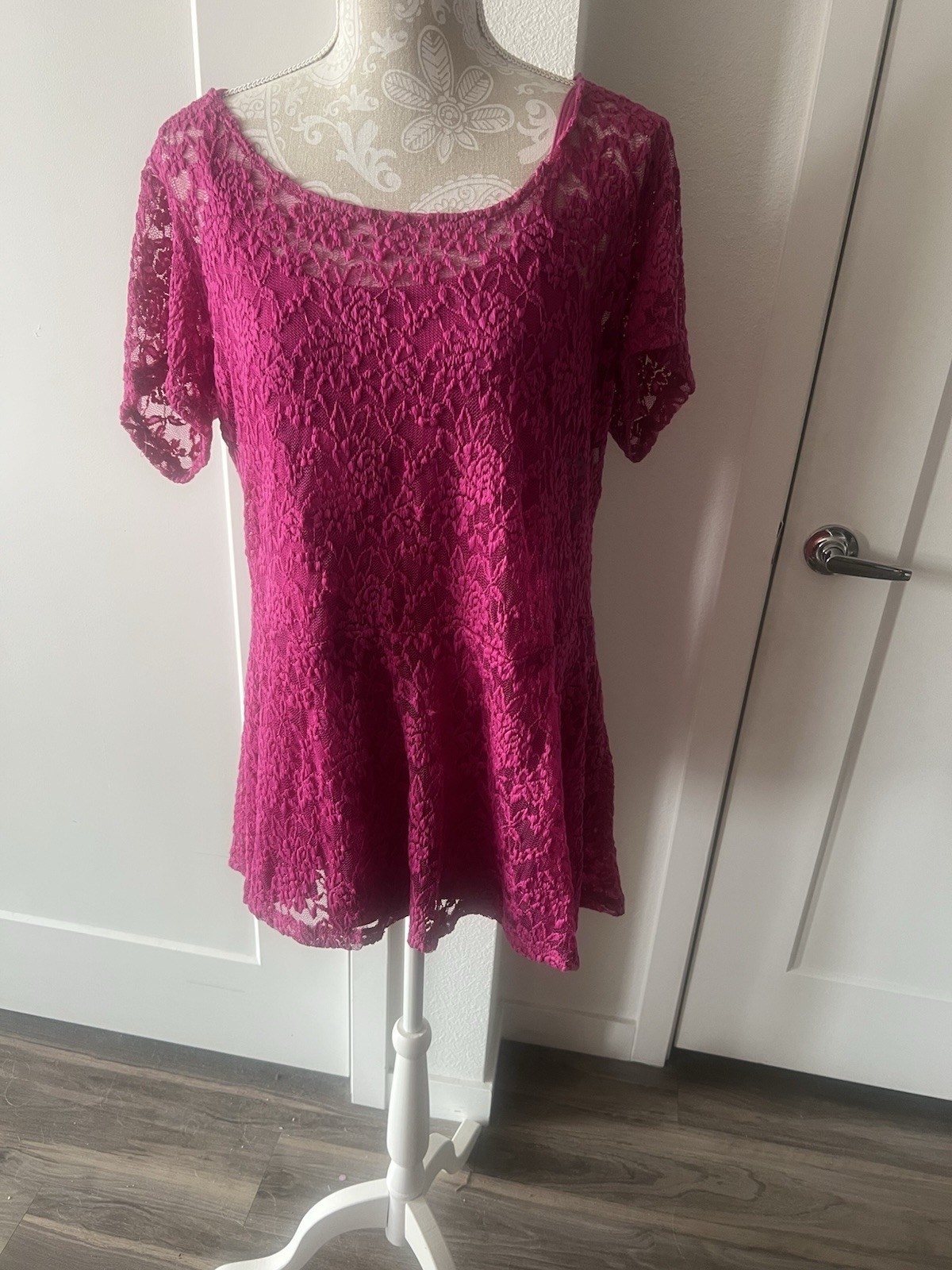 Torrid 2x Fushia Lace Top & Matching Camosile