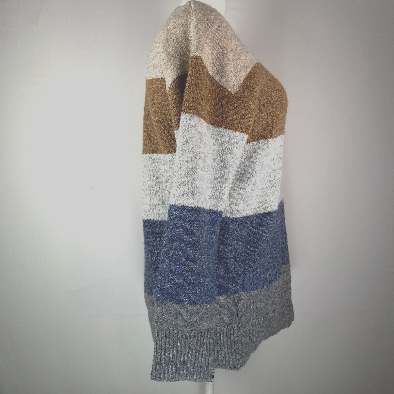 BeCool Stripe Sweater Chuncky Knit Sz M/L Wool Poly Nylon Blend Soft Coastal