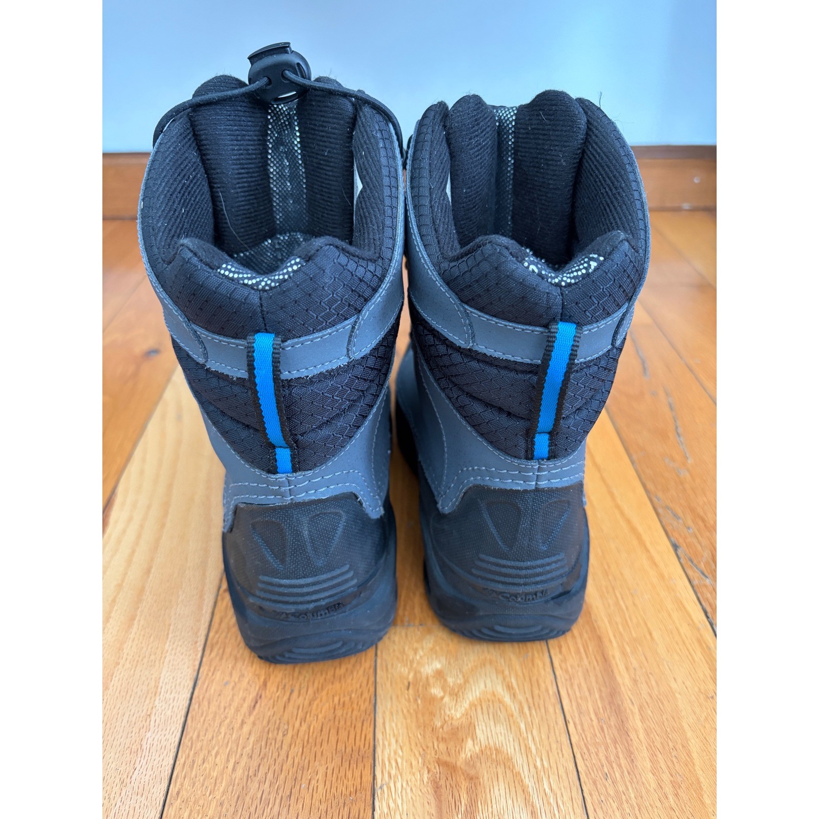 Columbia Kids’ Bugaboot Celsius waterproof insulated winter boots size 5