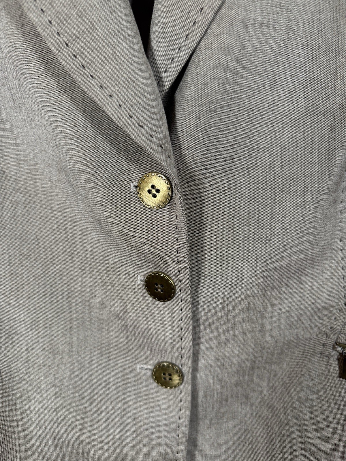 Tahari 3 Button Zipper Pocket Exposed Stitching Buckle Back Beige Blazer Sz 14