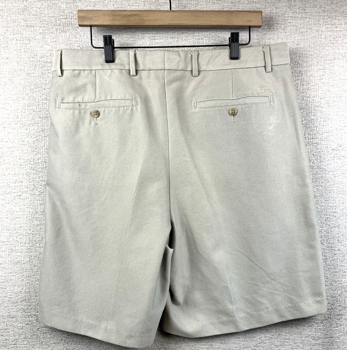 CUTTER & BUCK Chino Shorts Men’s 36 x 8.5 Gray Pleated Front Golf Classiccore