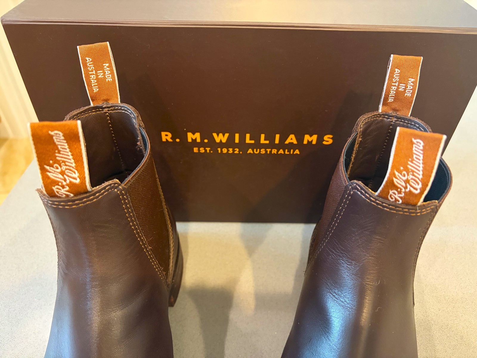 R. M. Williams Hand Made Luxury Men’s Boots – Size 11.5