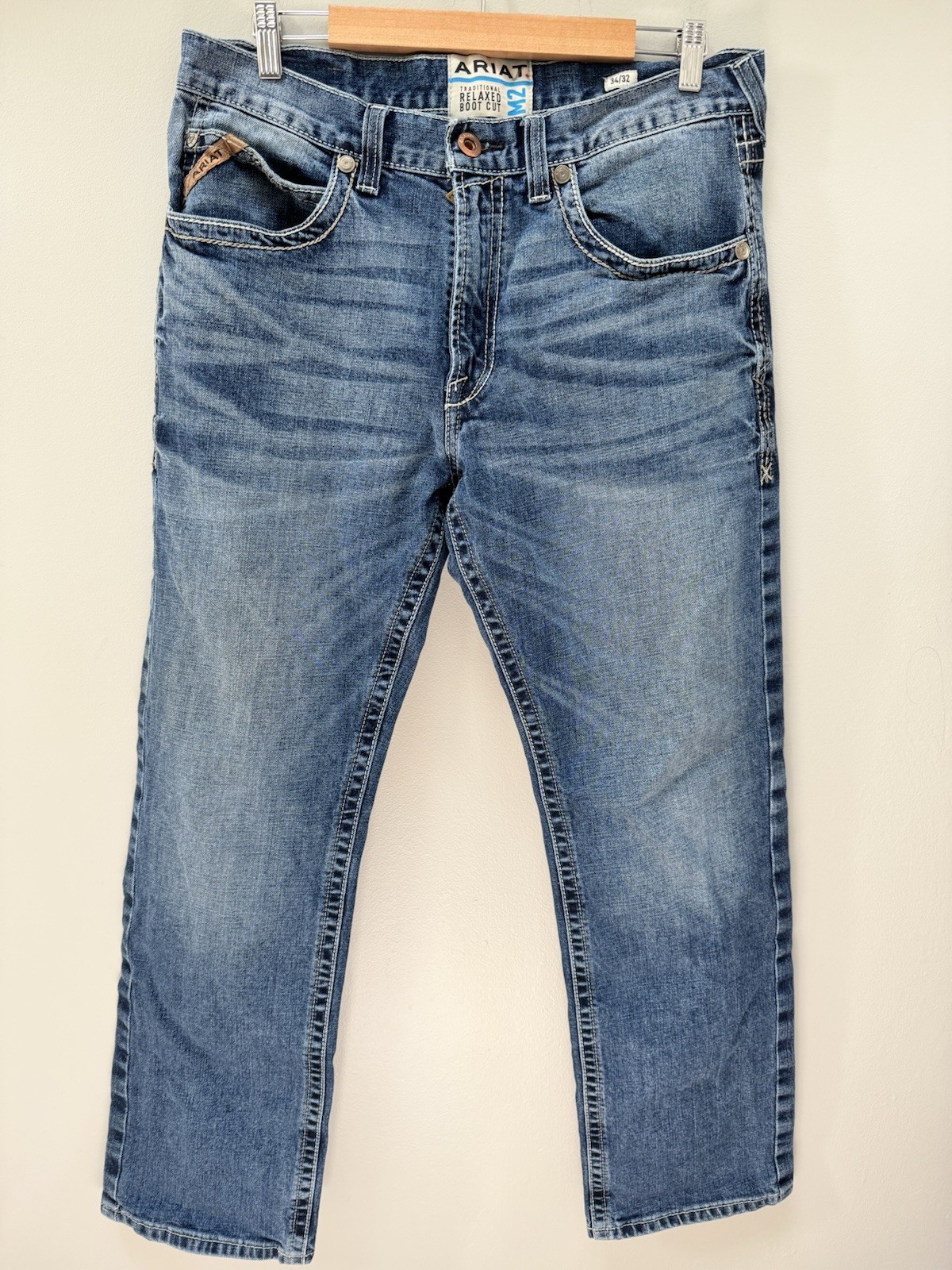 NWOT! Ariat M2 Relaxed Boot Cut Jeans Mens 34×32 Medium Wash Western Denim