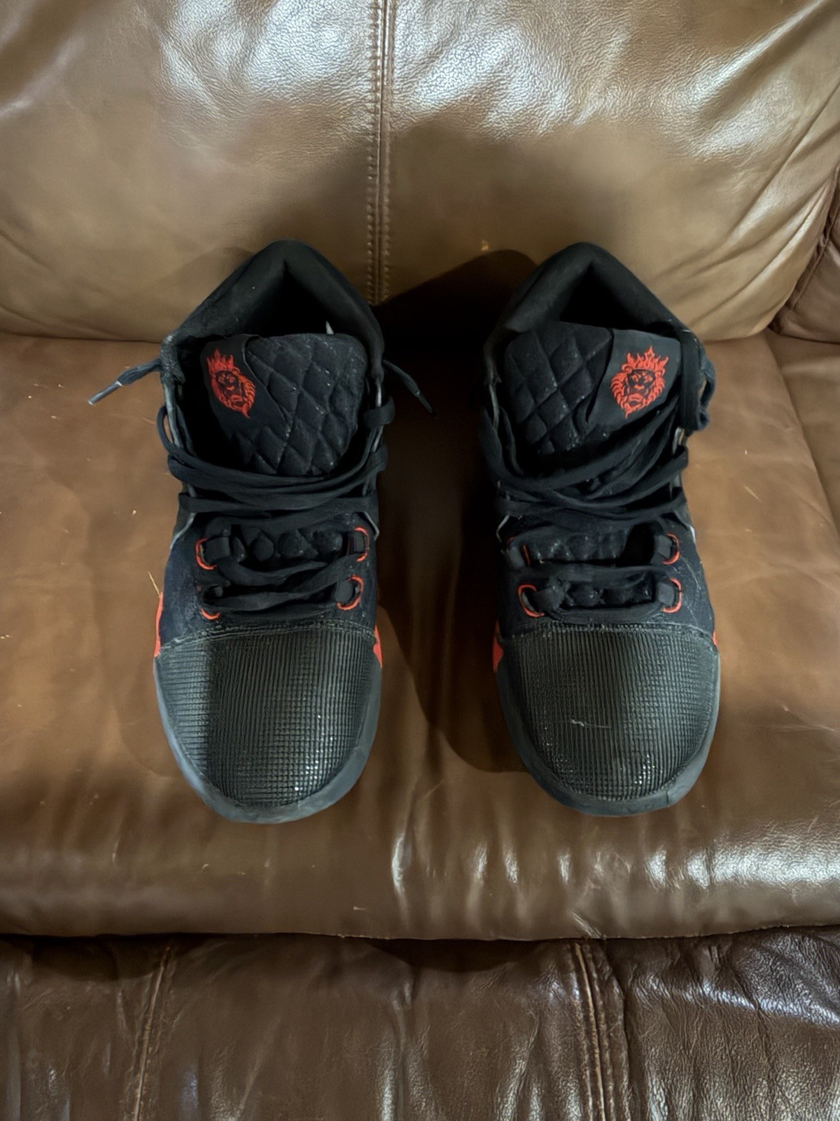 Size 10 – Nike LeBron Witness 8 Bred